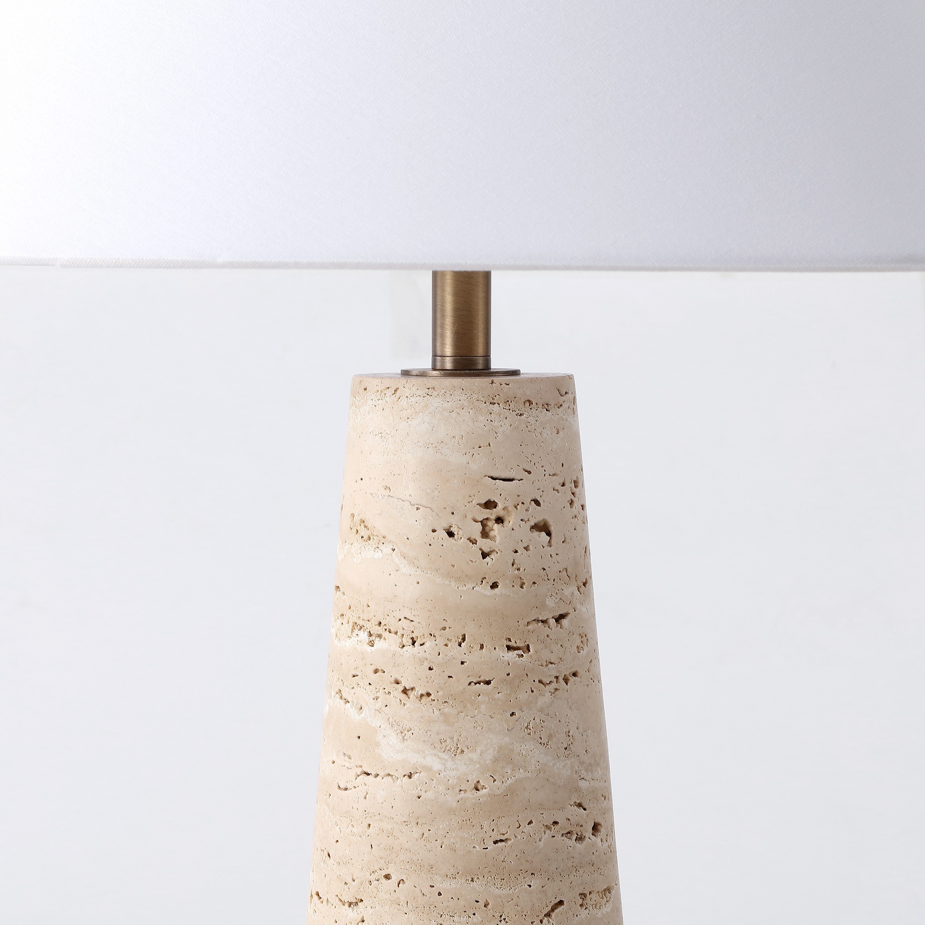 TRAVERTINE / WHITE