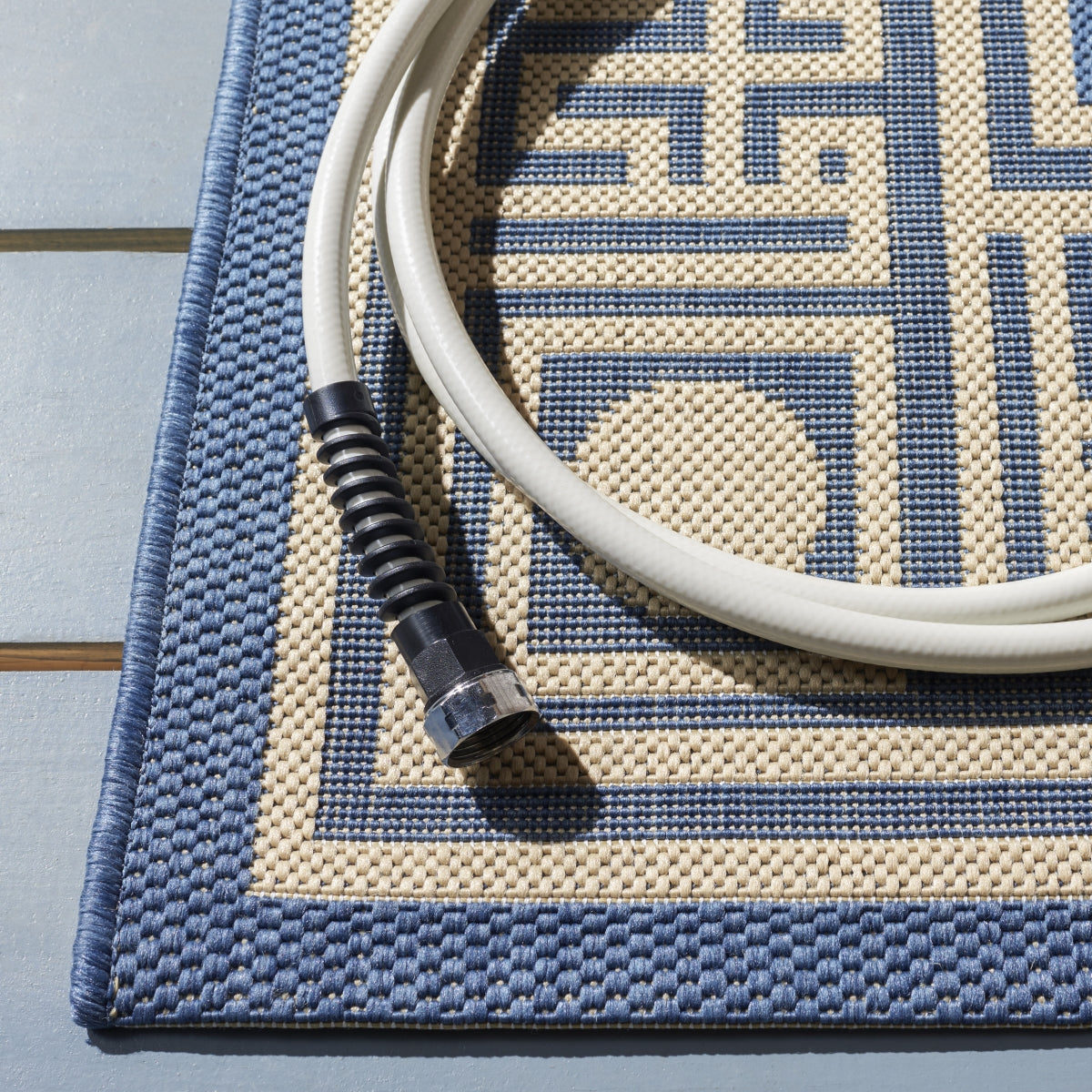 BLUE / BEIGE