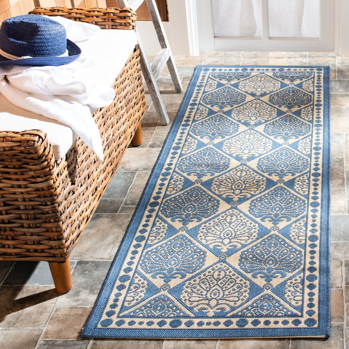 BLUE / IVORY