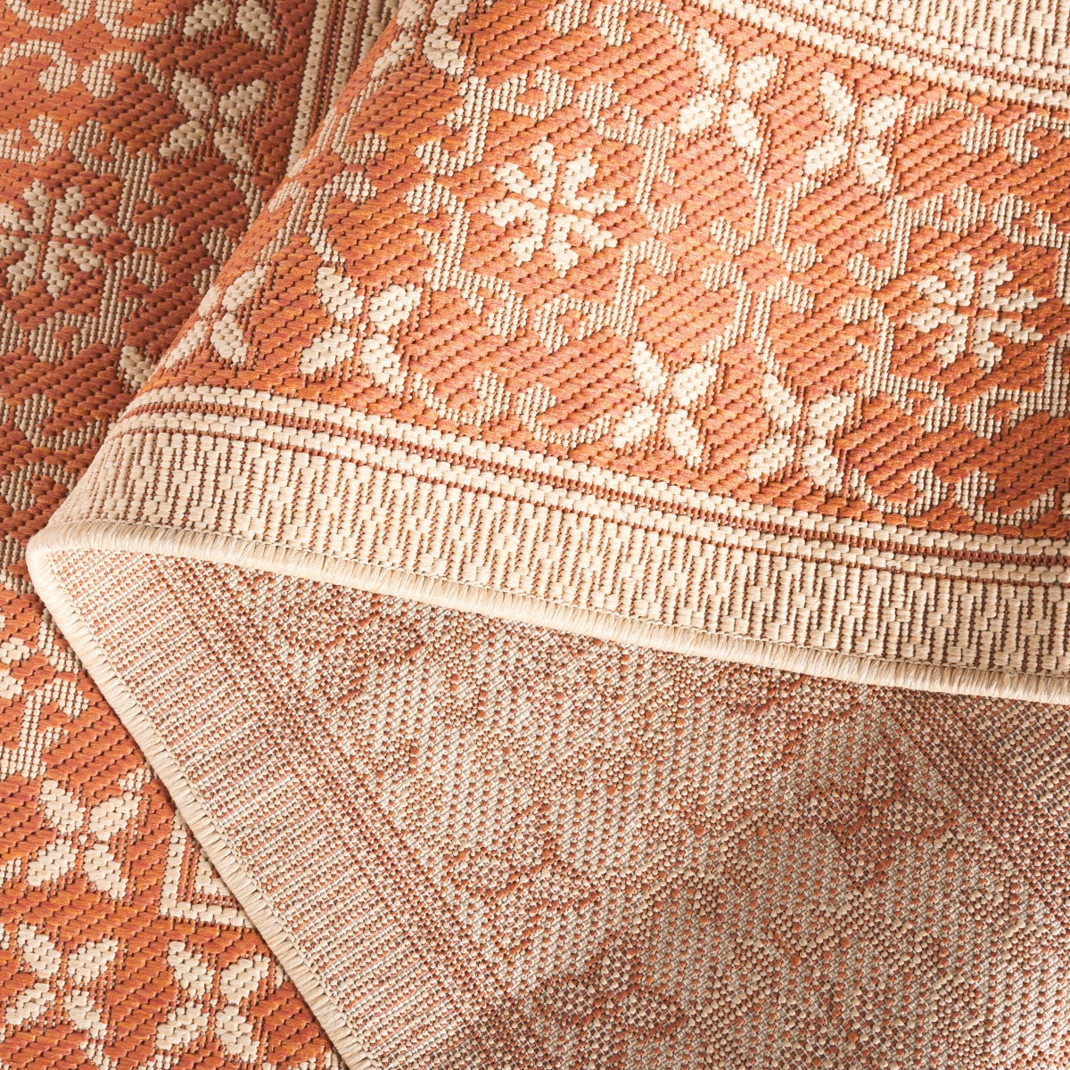 CREAM / TERRACOTTA