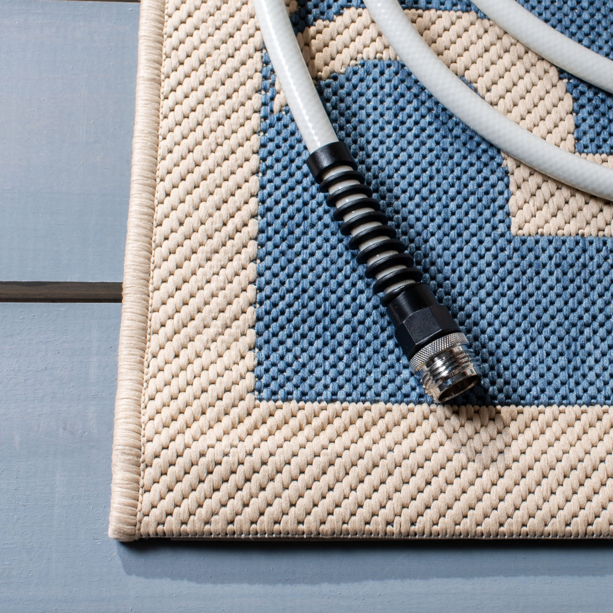 BLUE / BEIGE