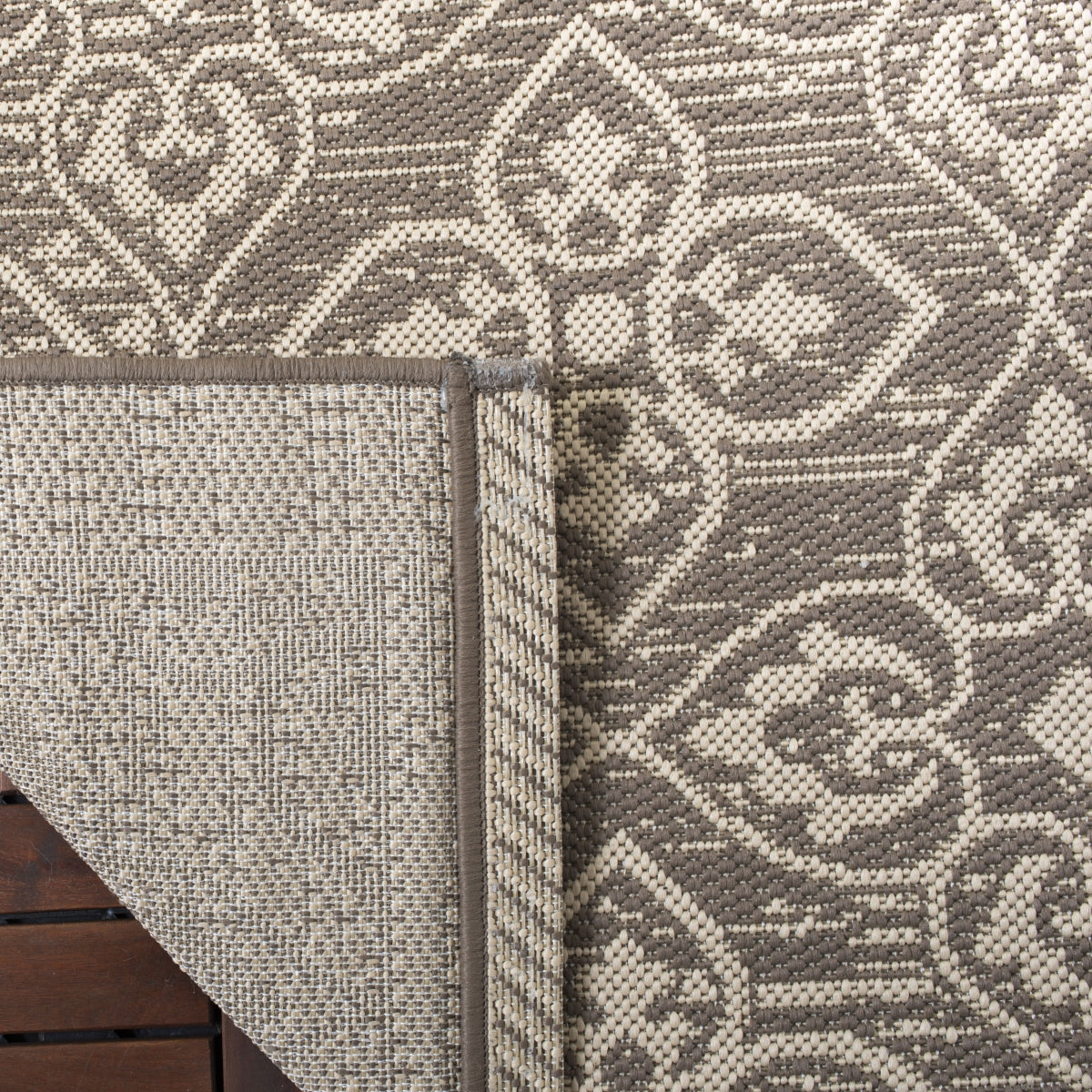 DARK BEIGE / BEIGE