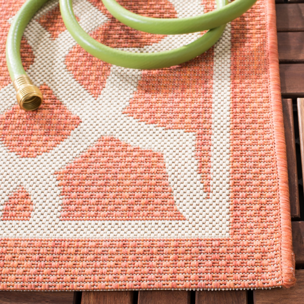 TERRACOTTA / BEIGE