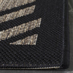 BROWN / BLACK