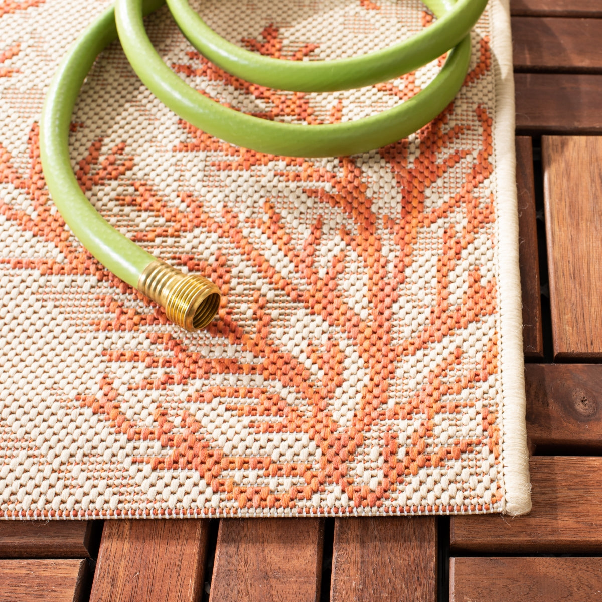 BEIGE / TERRACOTTA