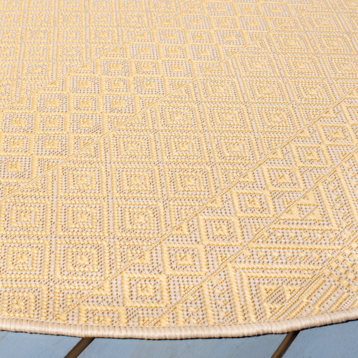 GOLD / BEIGE