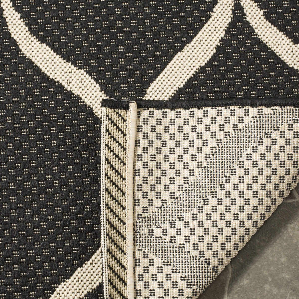 BLACK / BEIGE