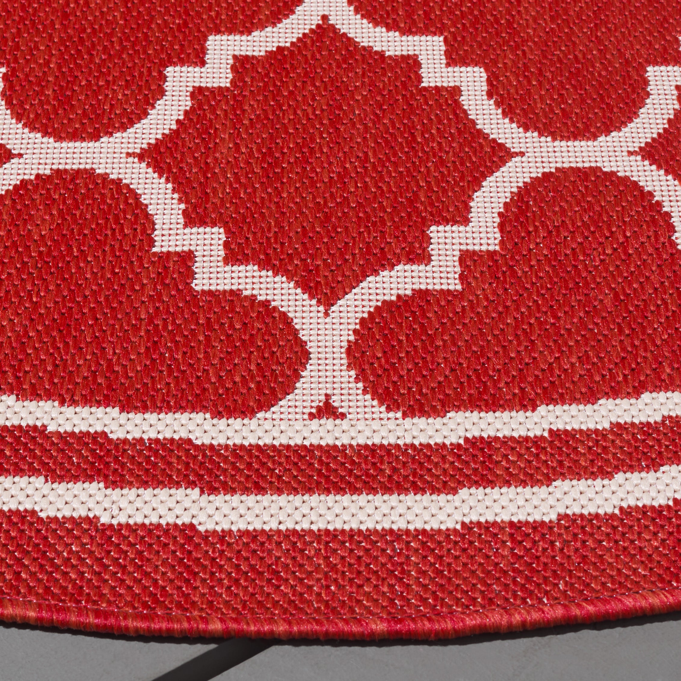 RED / BONE