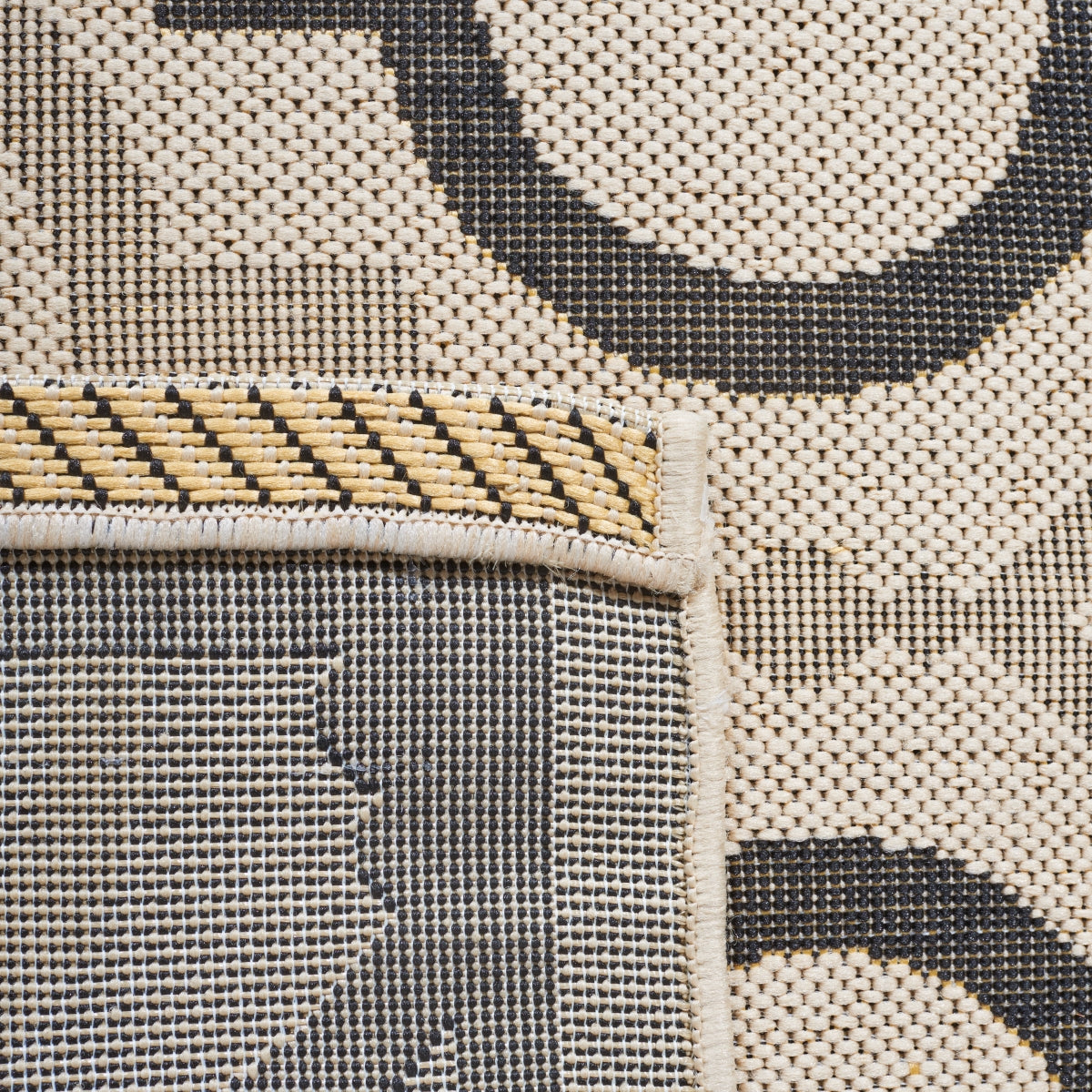 BEIGE / BLACK