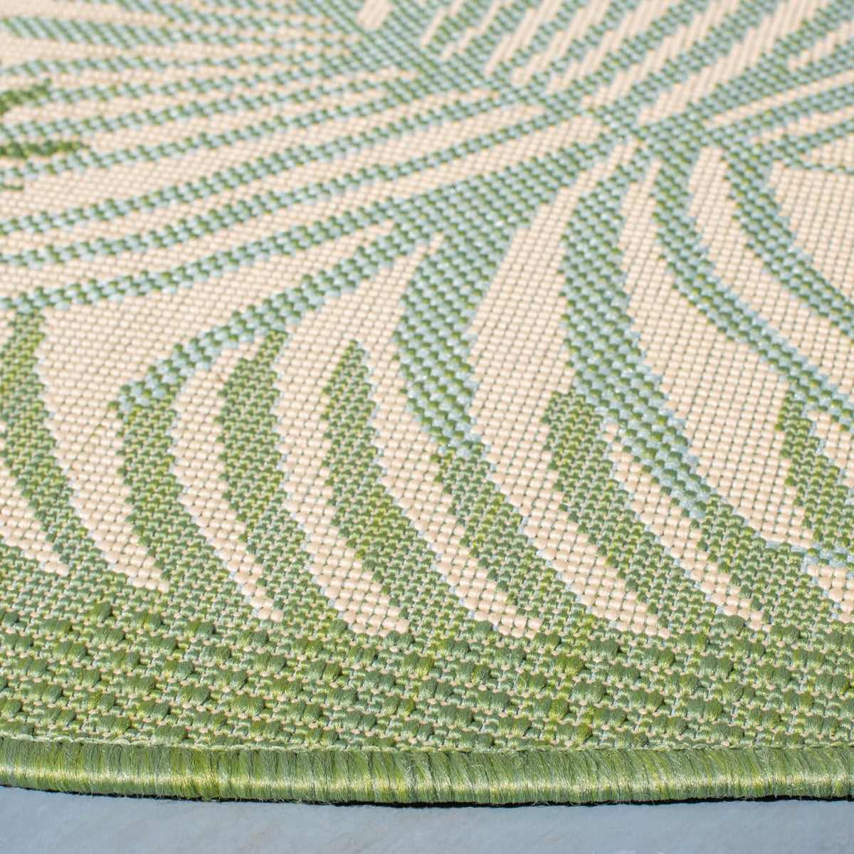 CREAM / GREEN