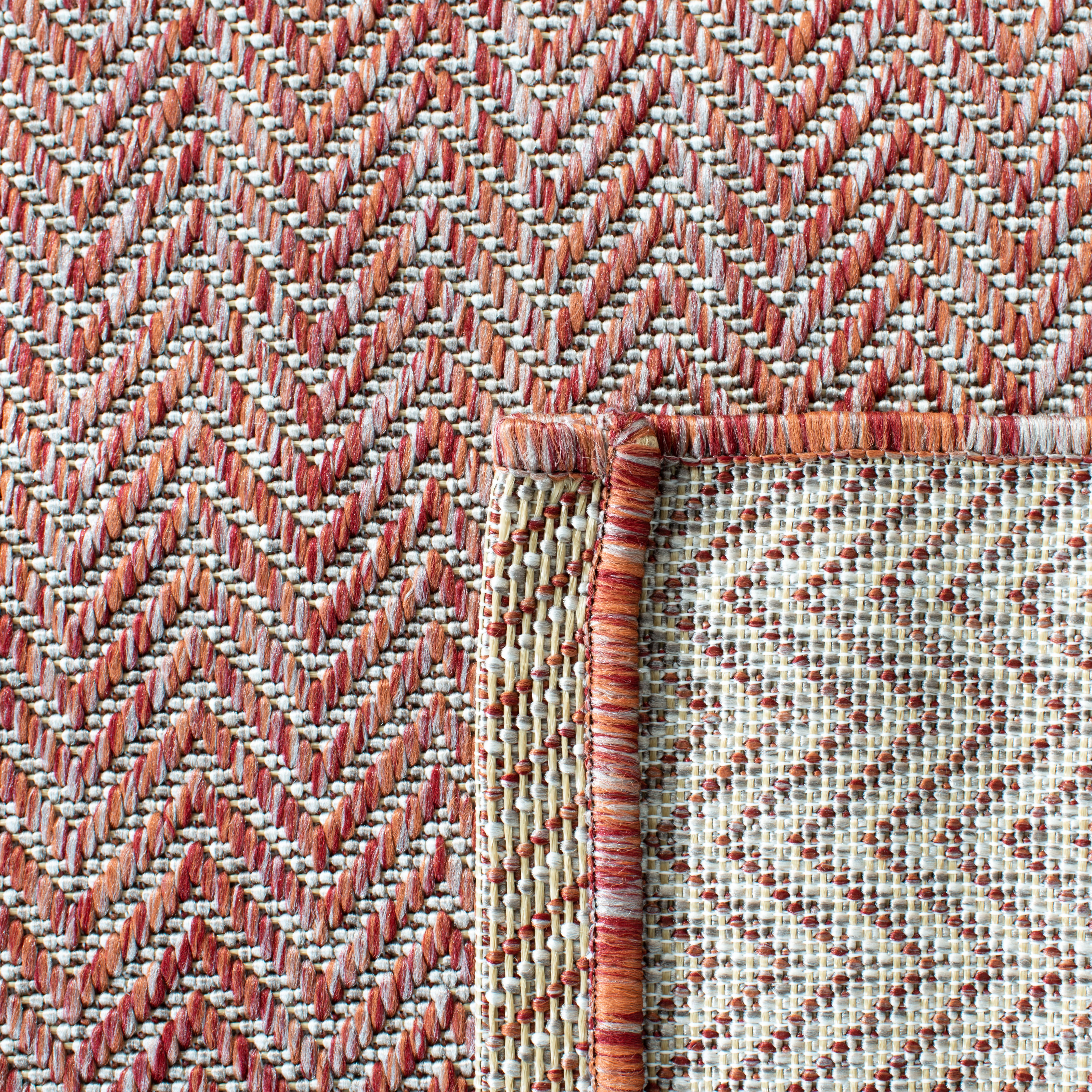 RED / BEIGE