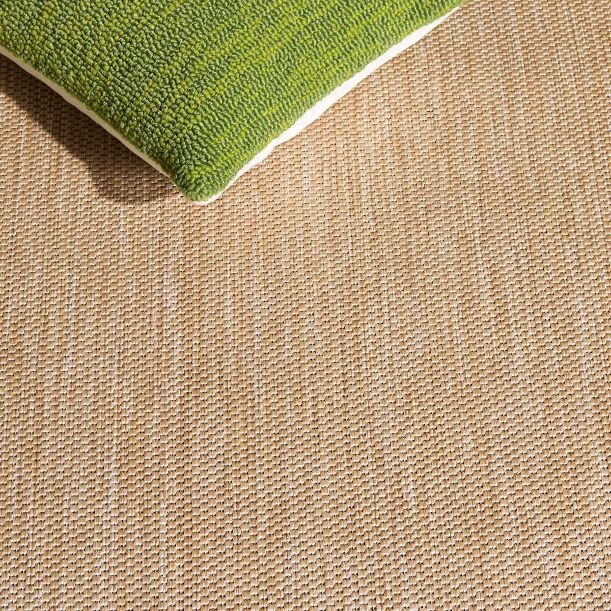 BEIGE / DARK GREEN