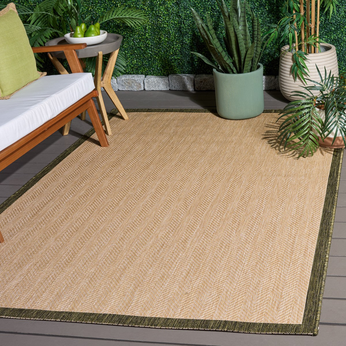 BEIGE / DARK GREEN