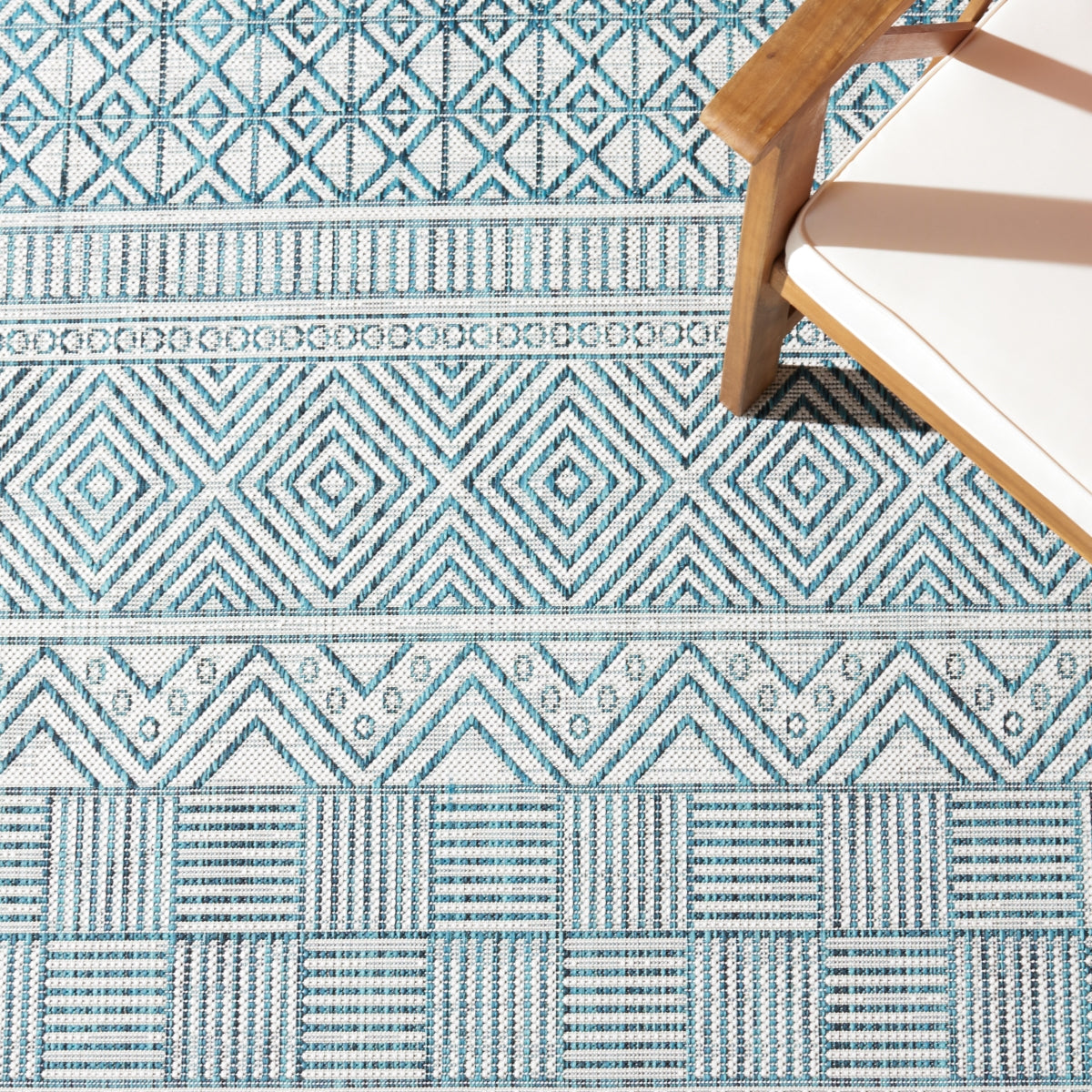 IVORY / TURQUOISE