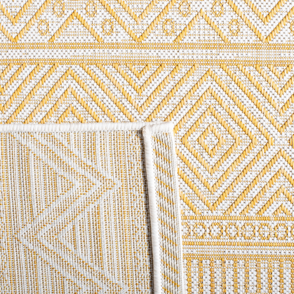 BEIGE / GOLD