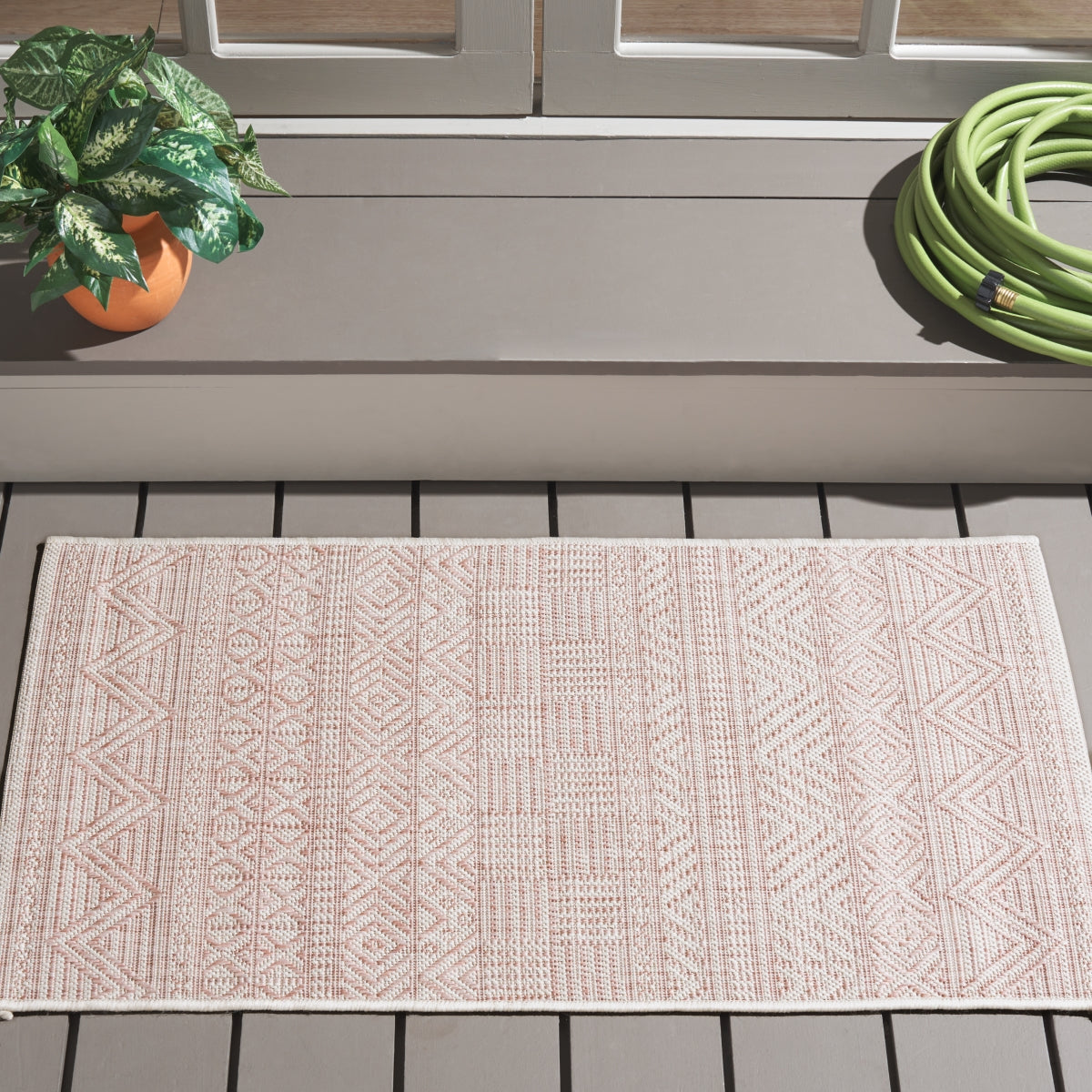 IVORY / PINK