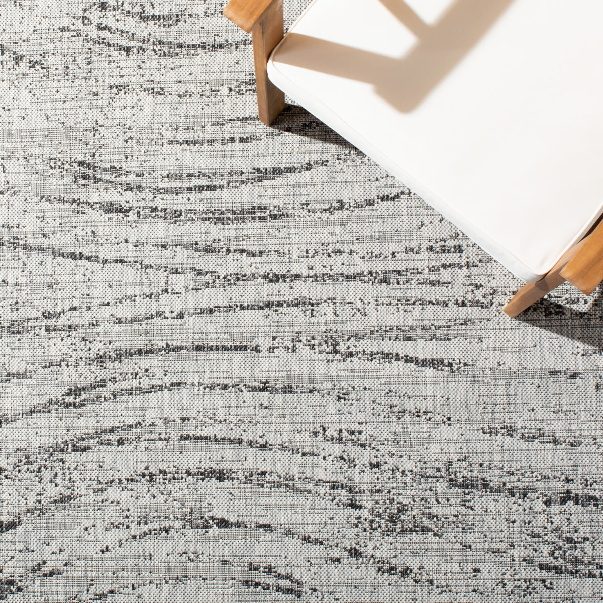 IVORY / GREY