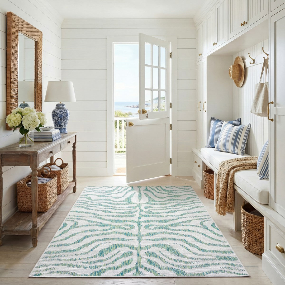 IVORY / GREEN