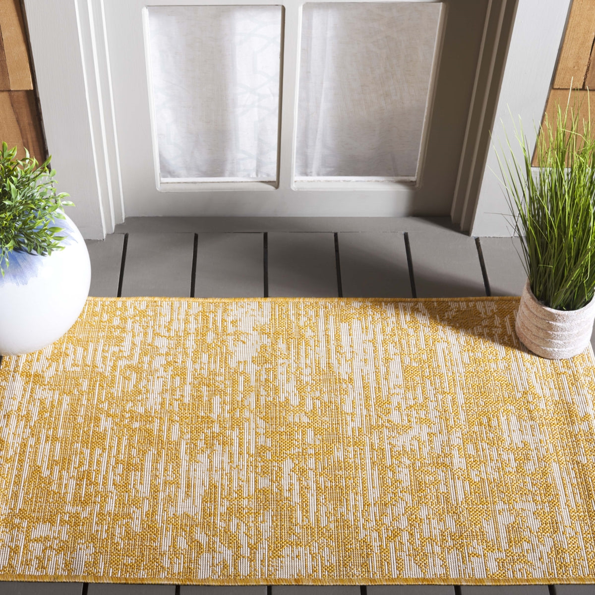 GOLD / IVORY