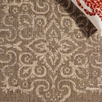 LIGHT BROWN / BEIGE
