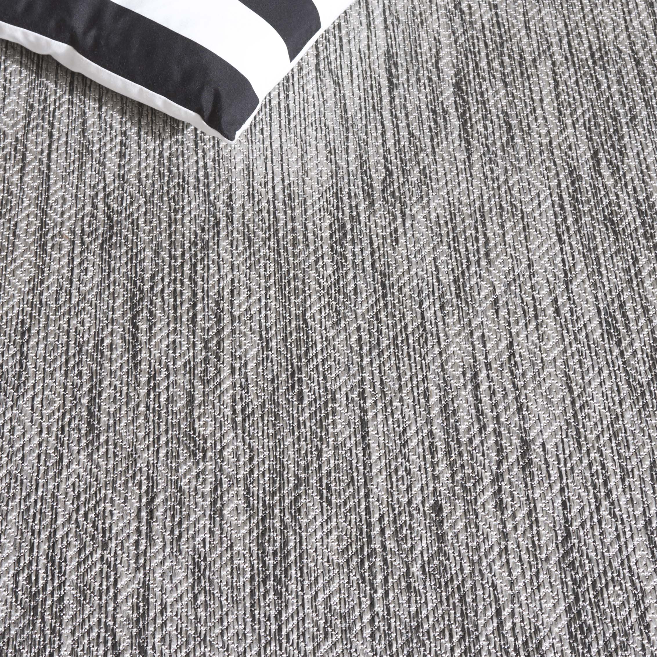 LIGHT GREY / DARK GREY