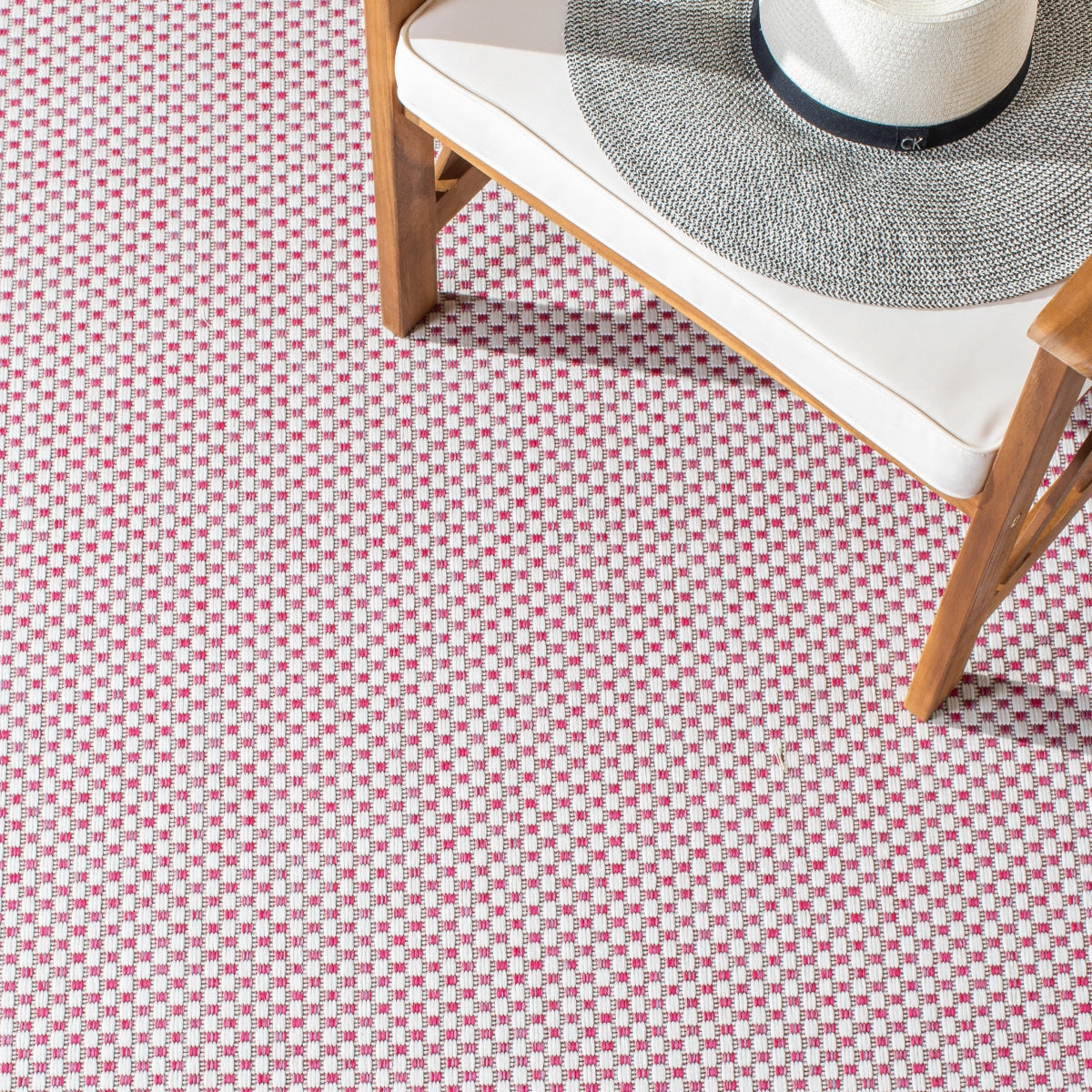 IVORY / PINK