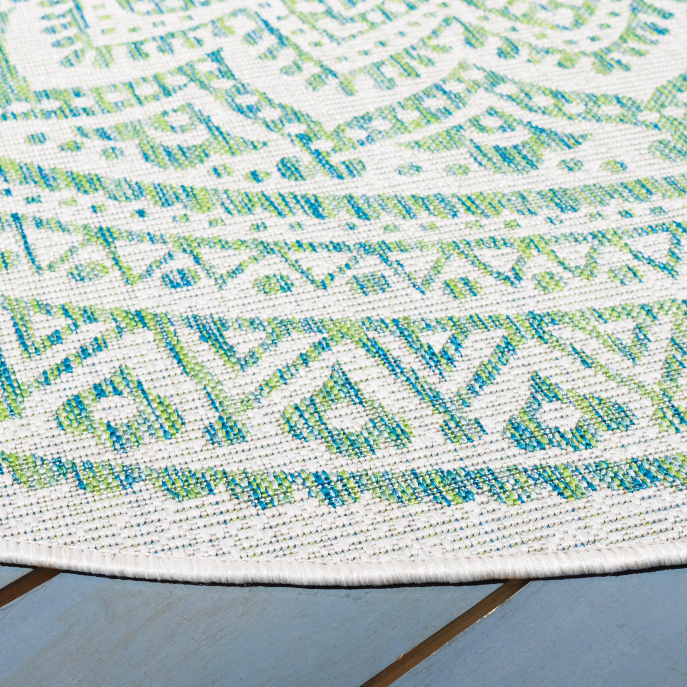 IVORY / GREEN