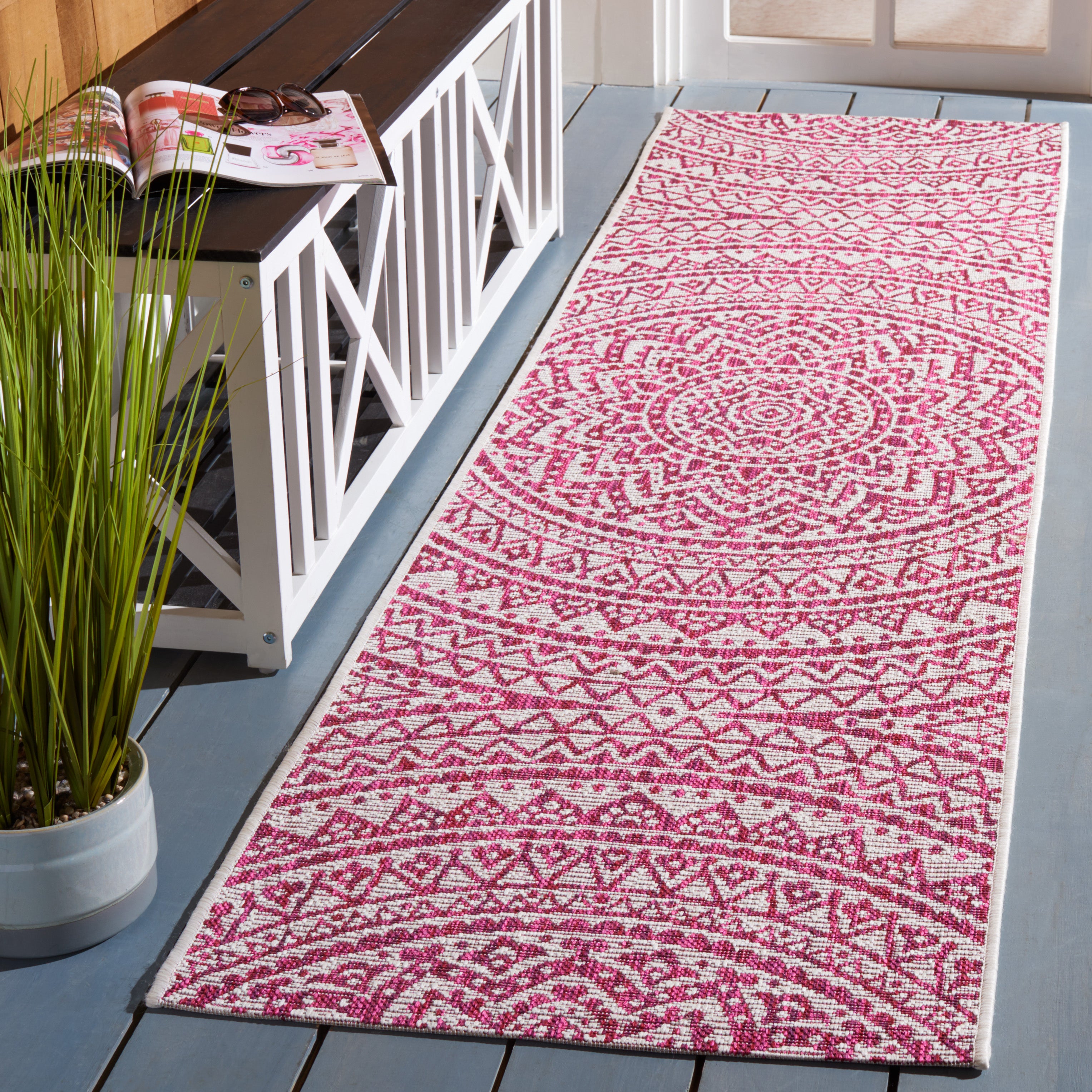 IVORY / FUCHSIA