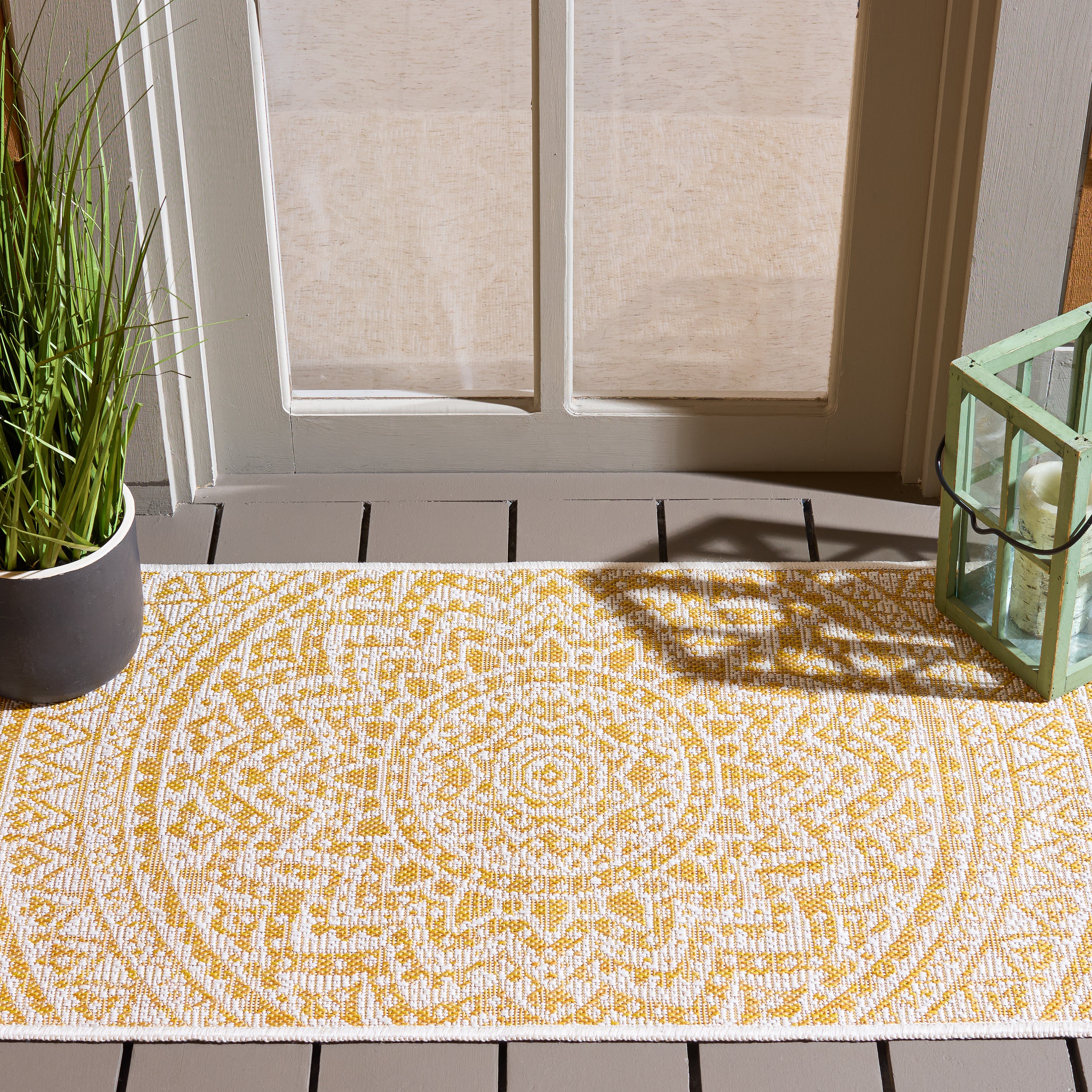 IVORY / GOLD