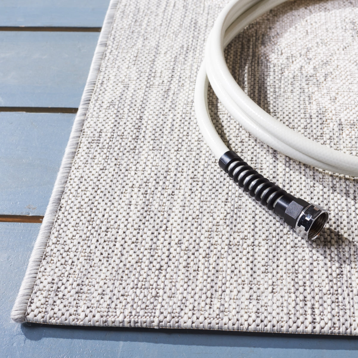 BEIGE / GREY