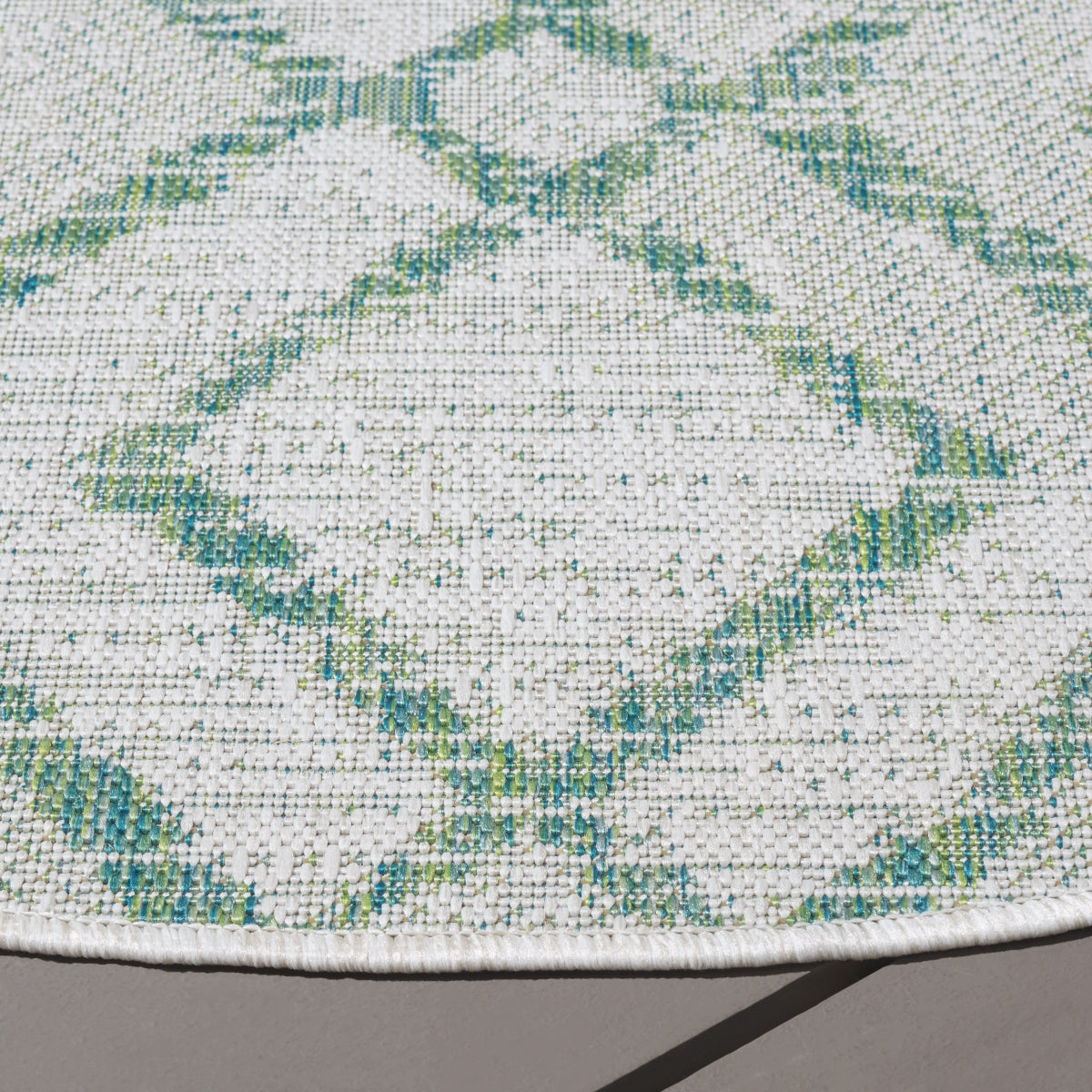 IVORY / GREEN