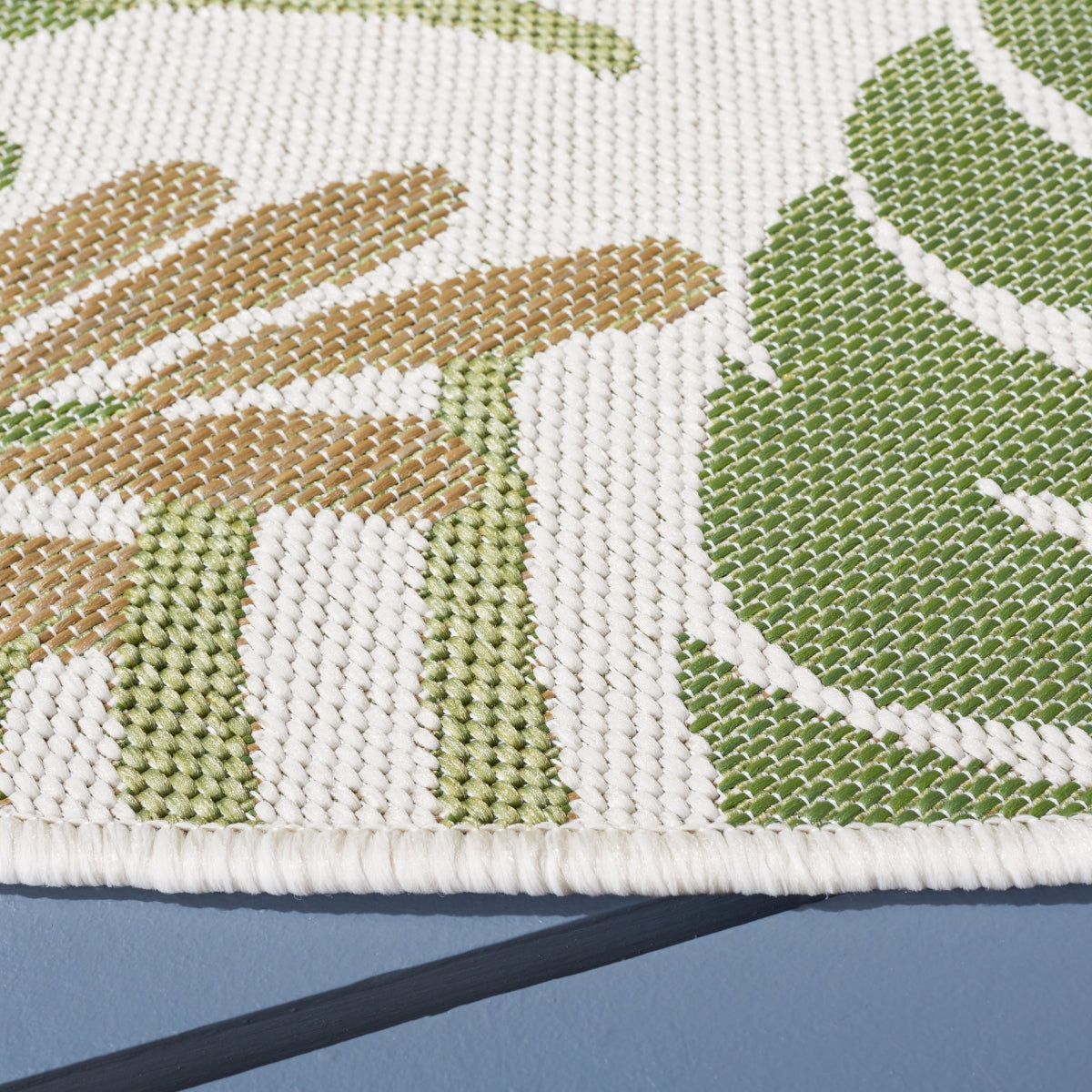 IVORY / GREEN