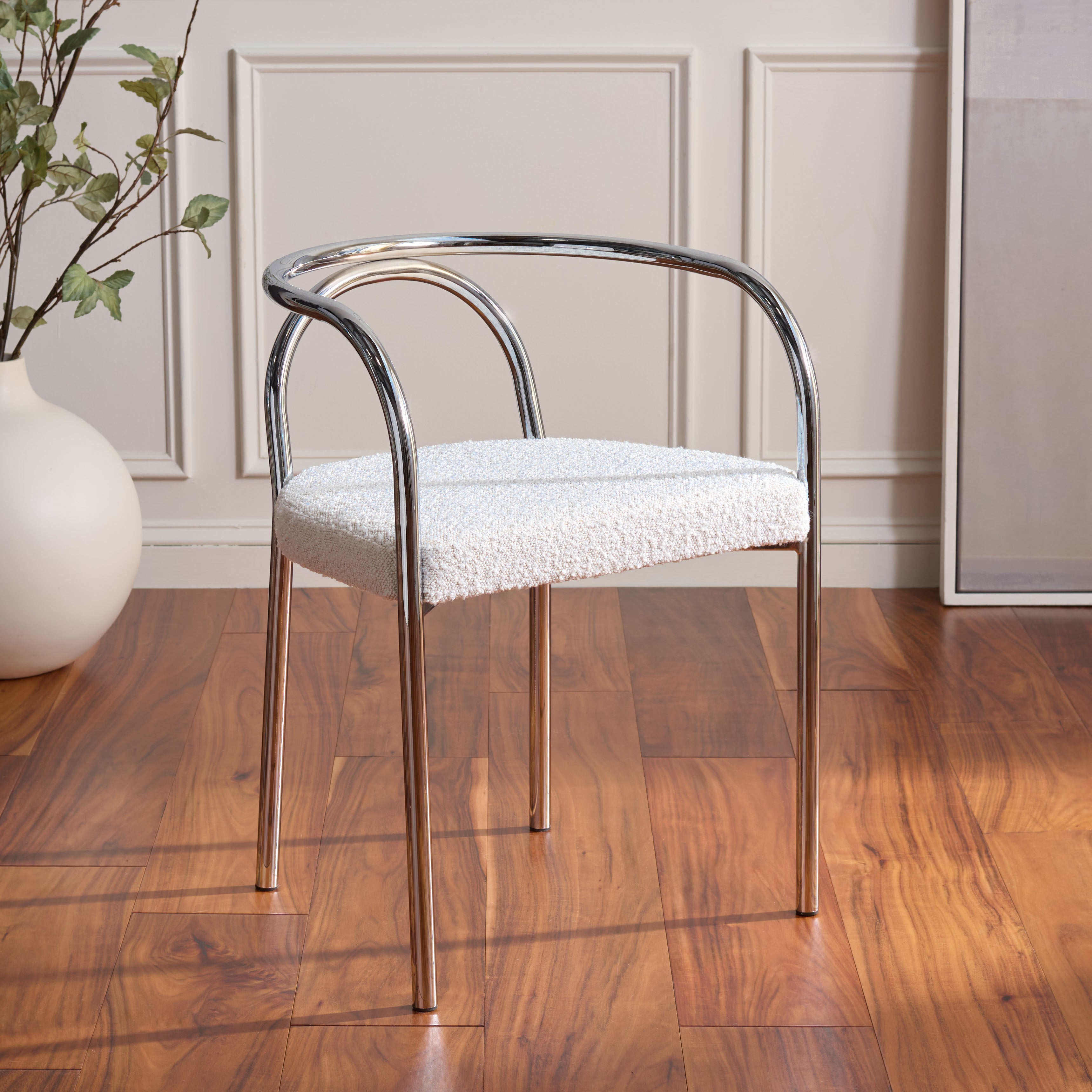 CREAM BOUCLE / CHROME