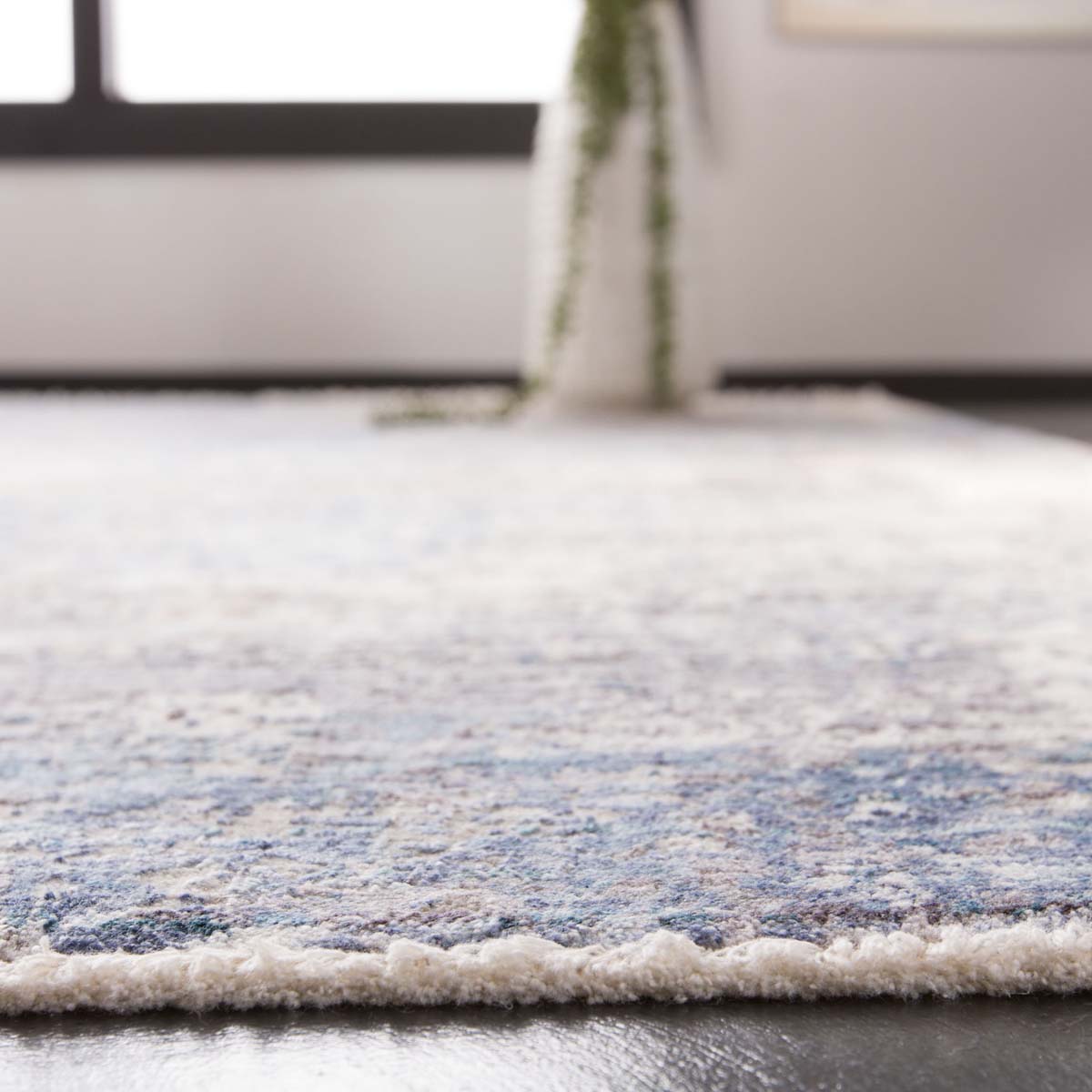 Safavieh Dream 428 Rug, DRM428 - Grey / Blue