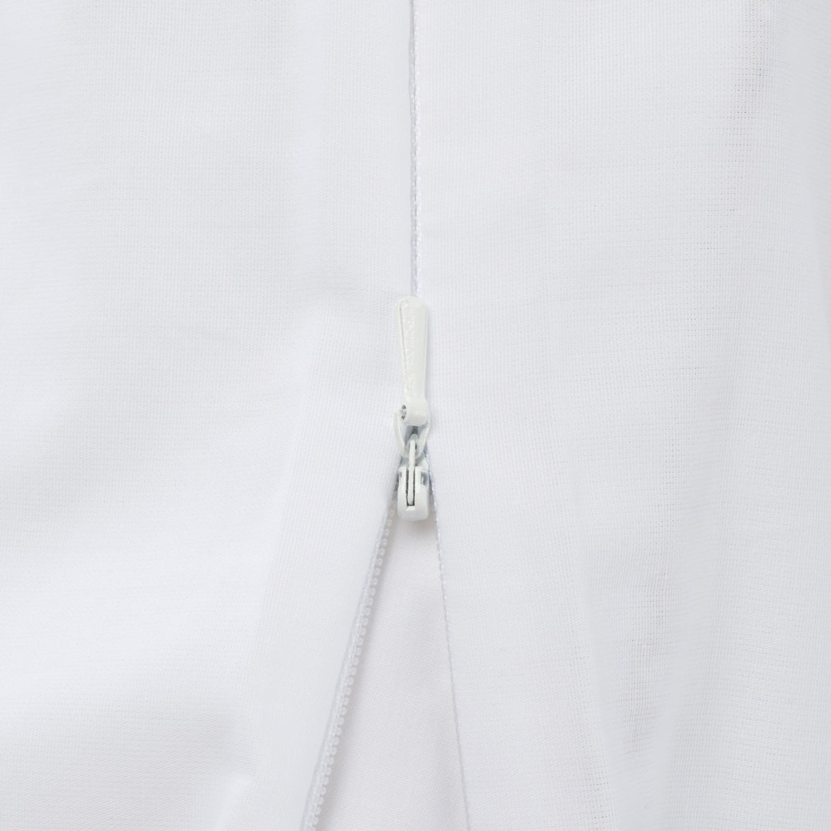 GOLDEN TAUPE / WHITE
