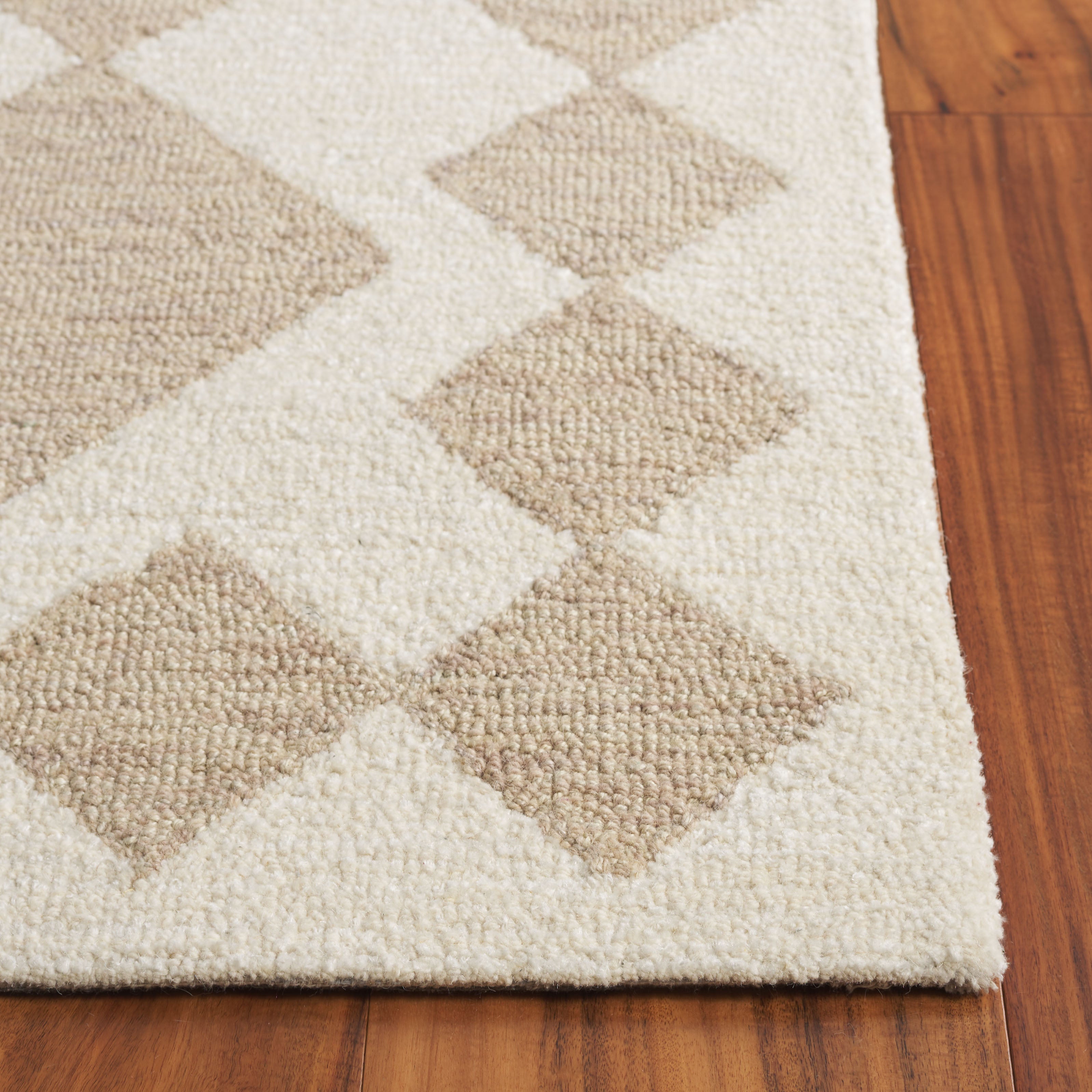 BEIGE / IVORY