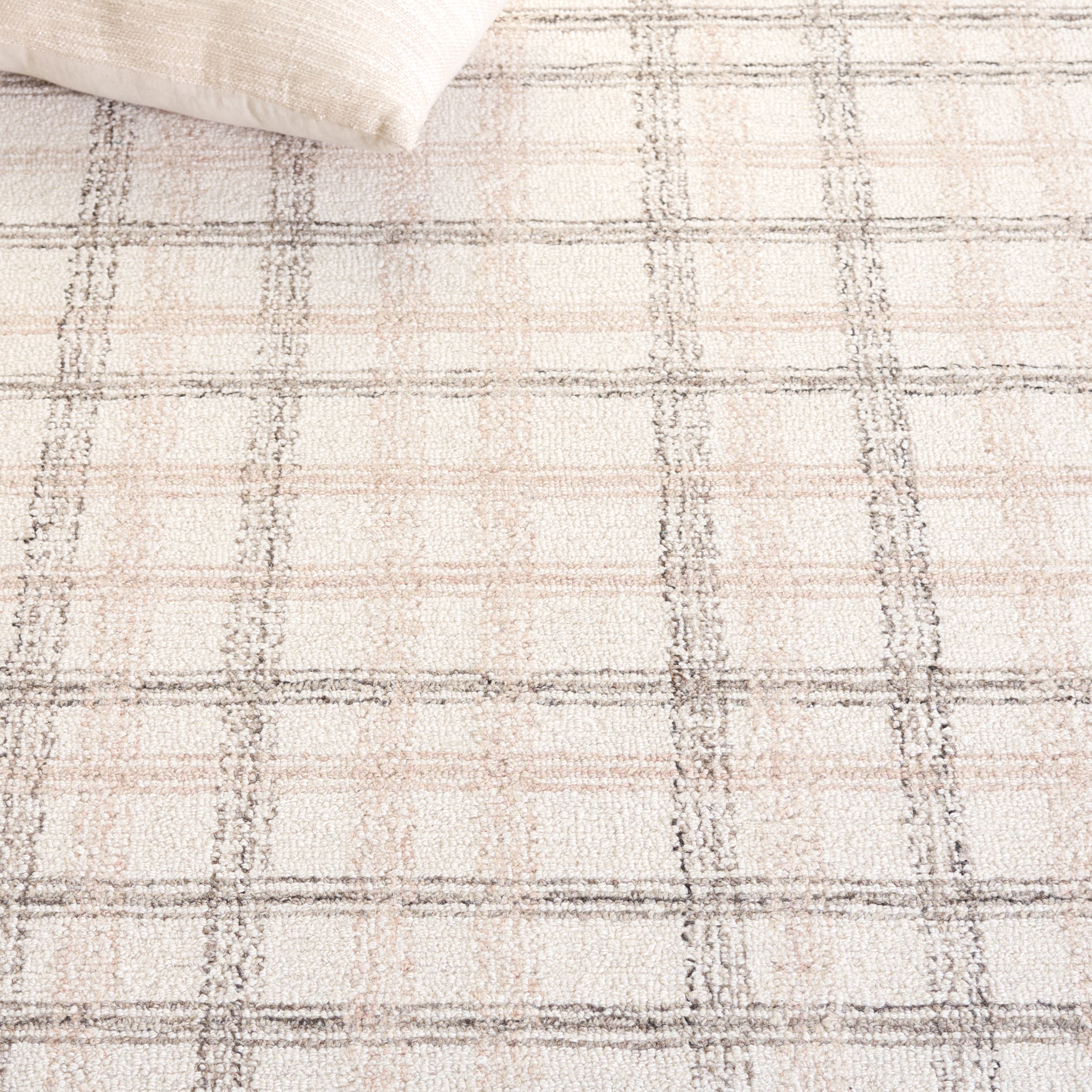 BEIGE / IVORY