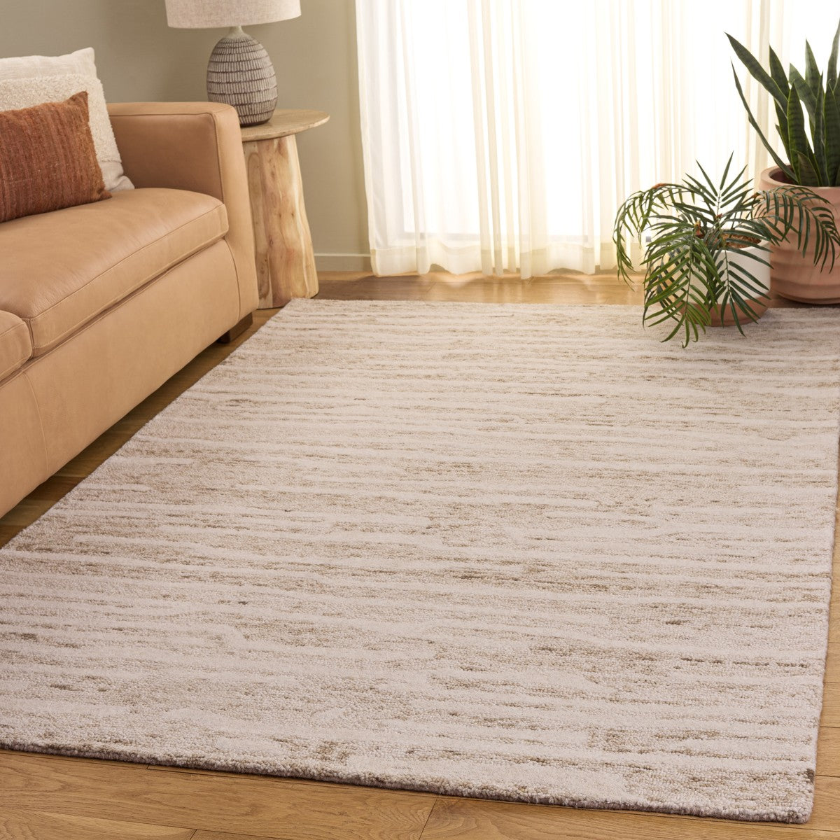 LIGHT BROWN / IVORY