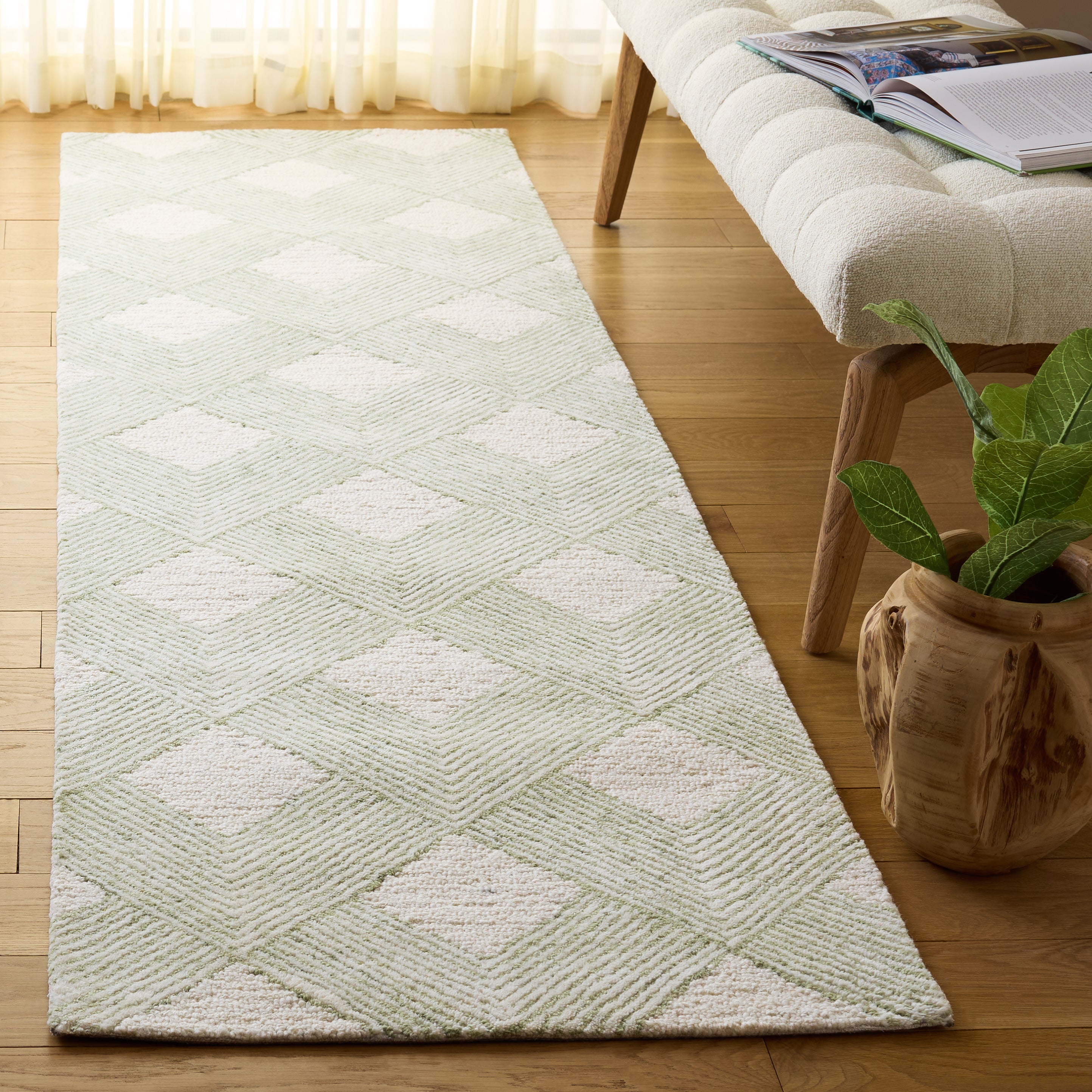 GREEN / IVORY