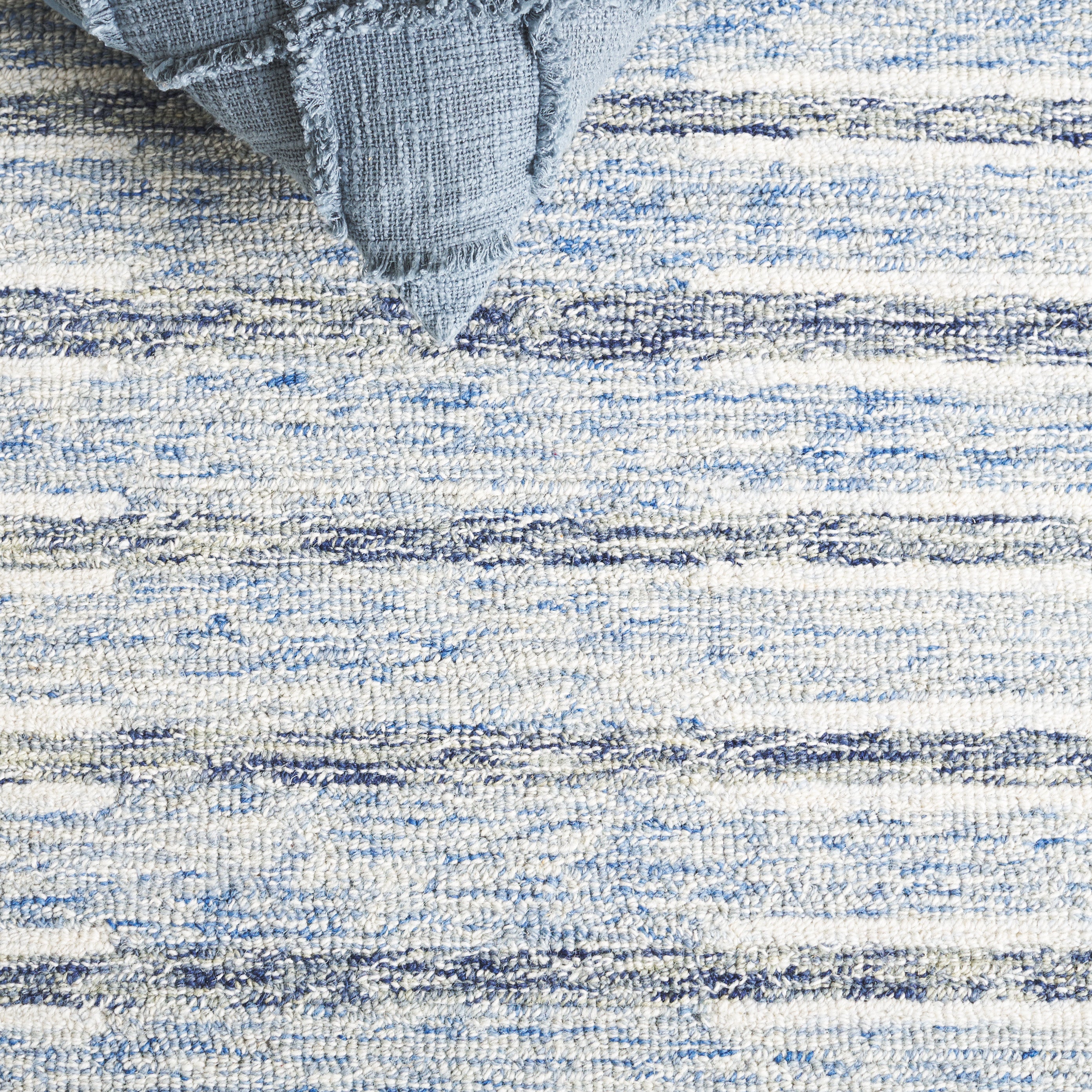 IVORY / BLUE