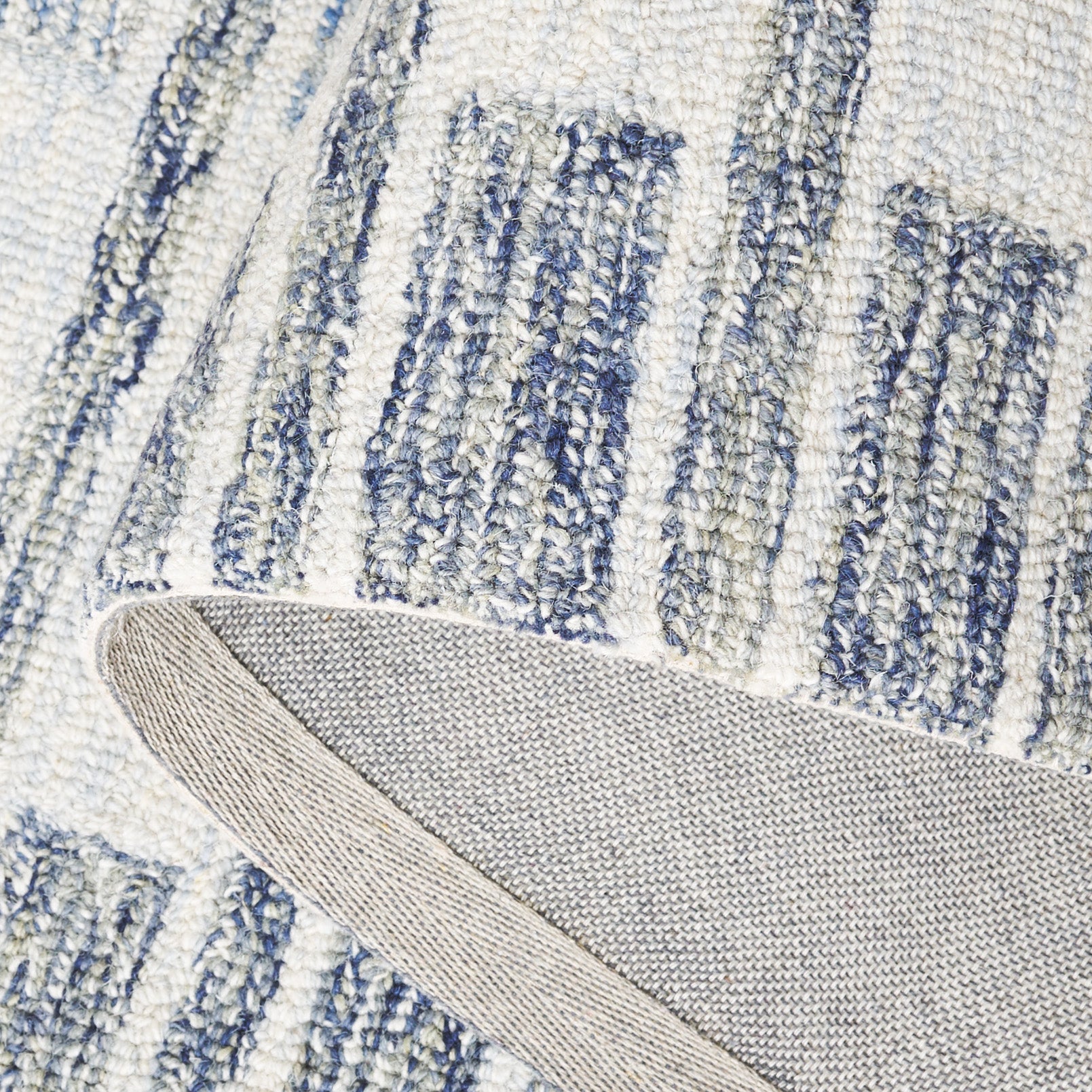 IVORY / BLUE