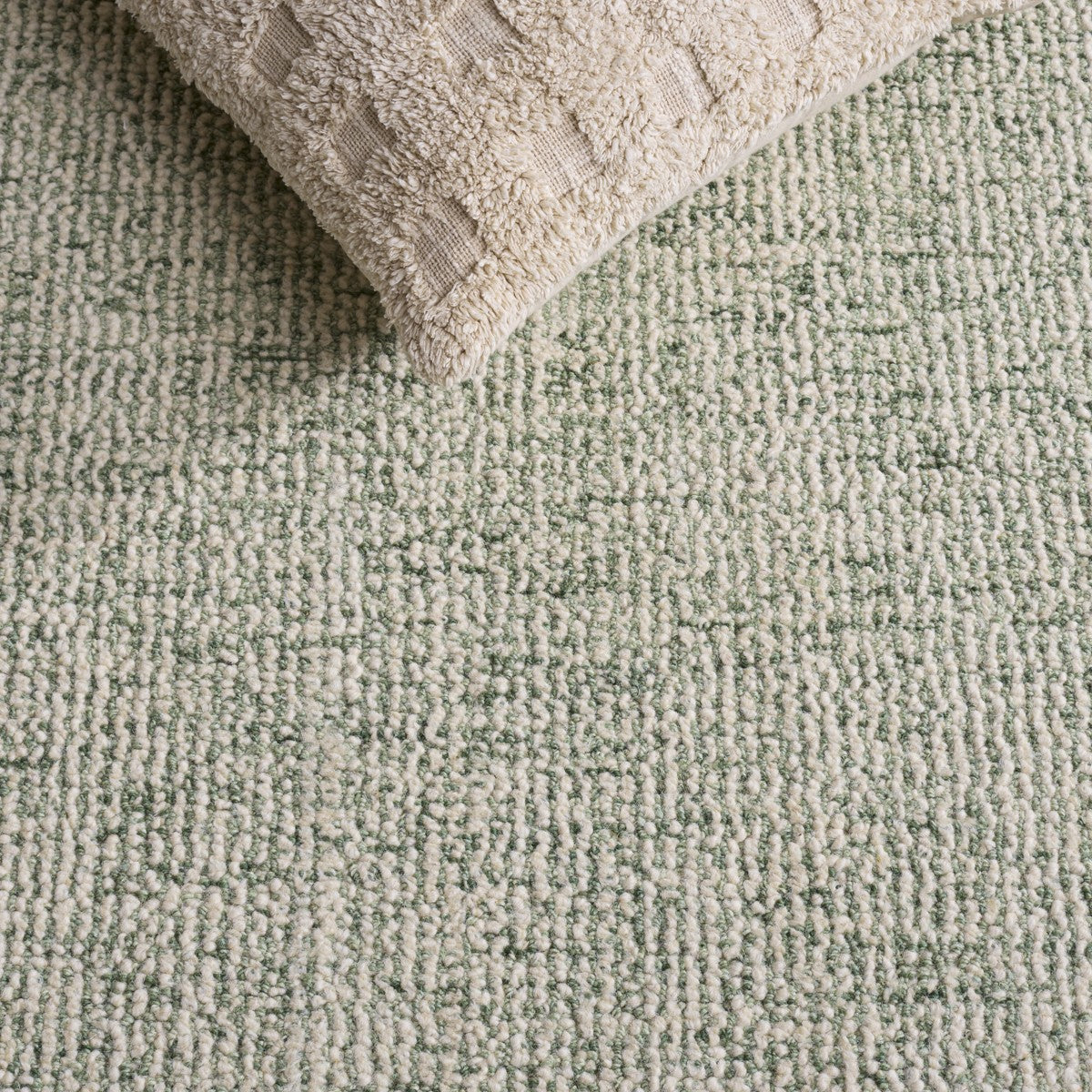 GREEN / IVORY