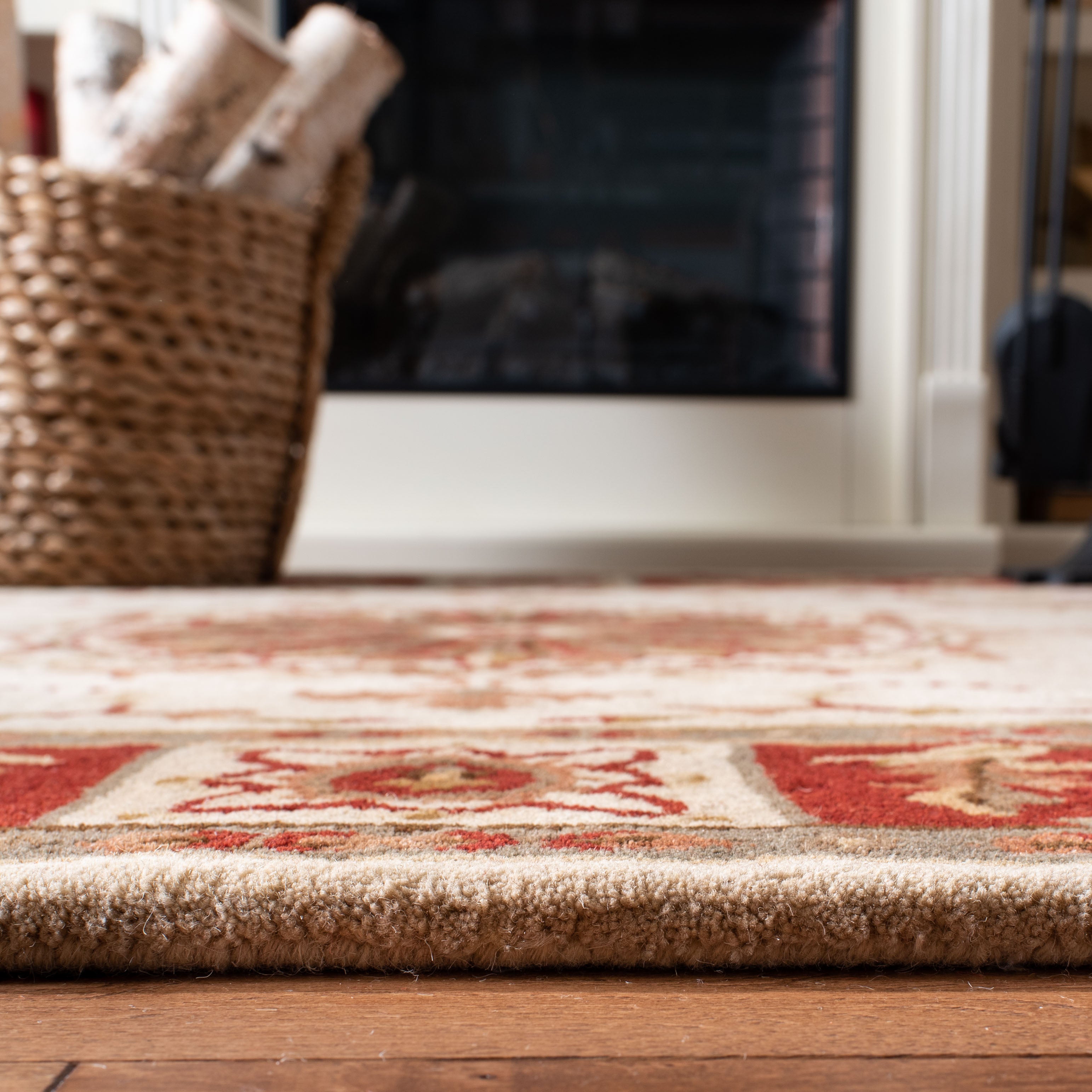 EMPIRE 459 – IVORY / RED