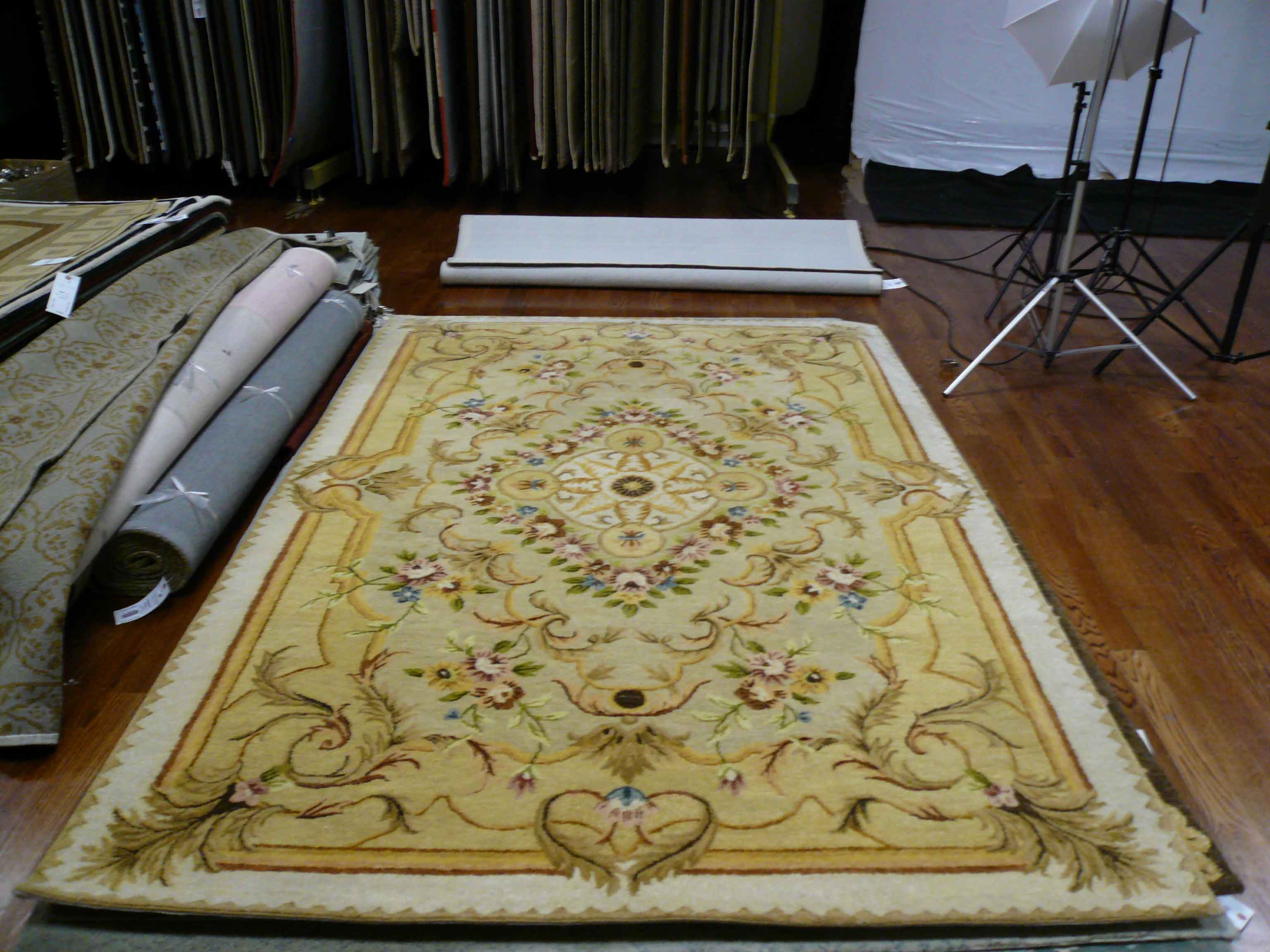 EMPIRE 823 – BEIGE / LIGHT GOLD