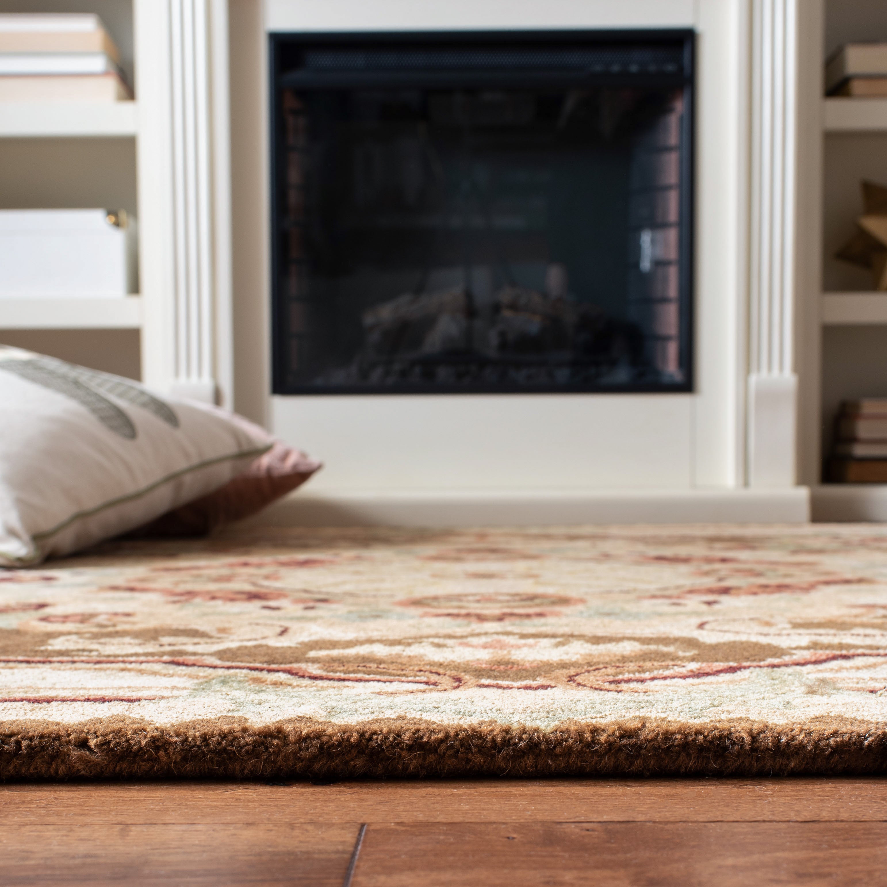 EMPIRE 823 – BROWN / BEIGE