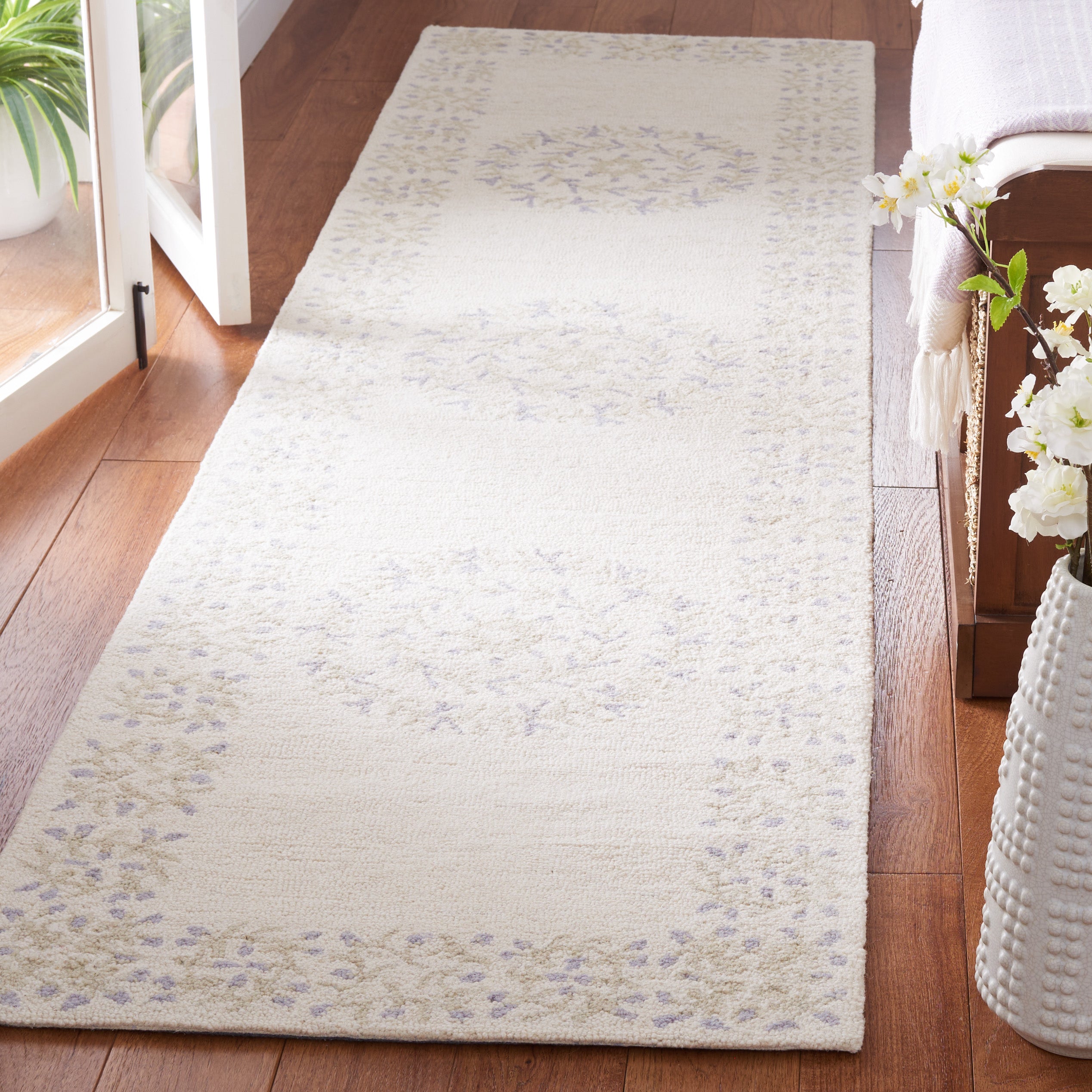 EMPIRE 826 – IVORY / BEIGE
