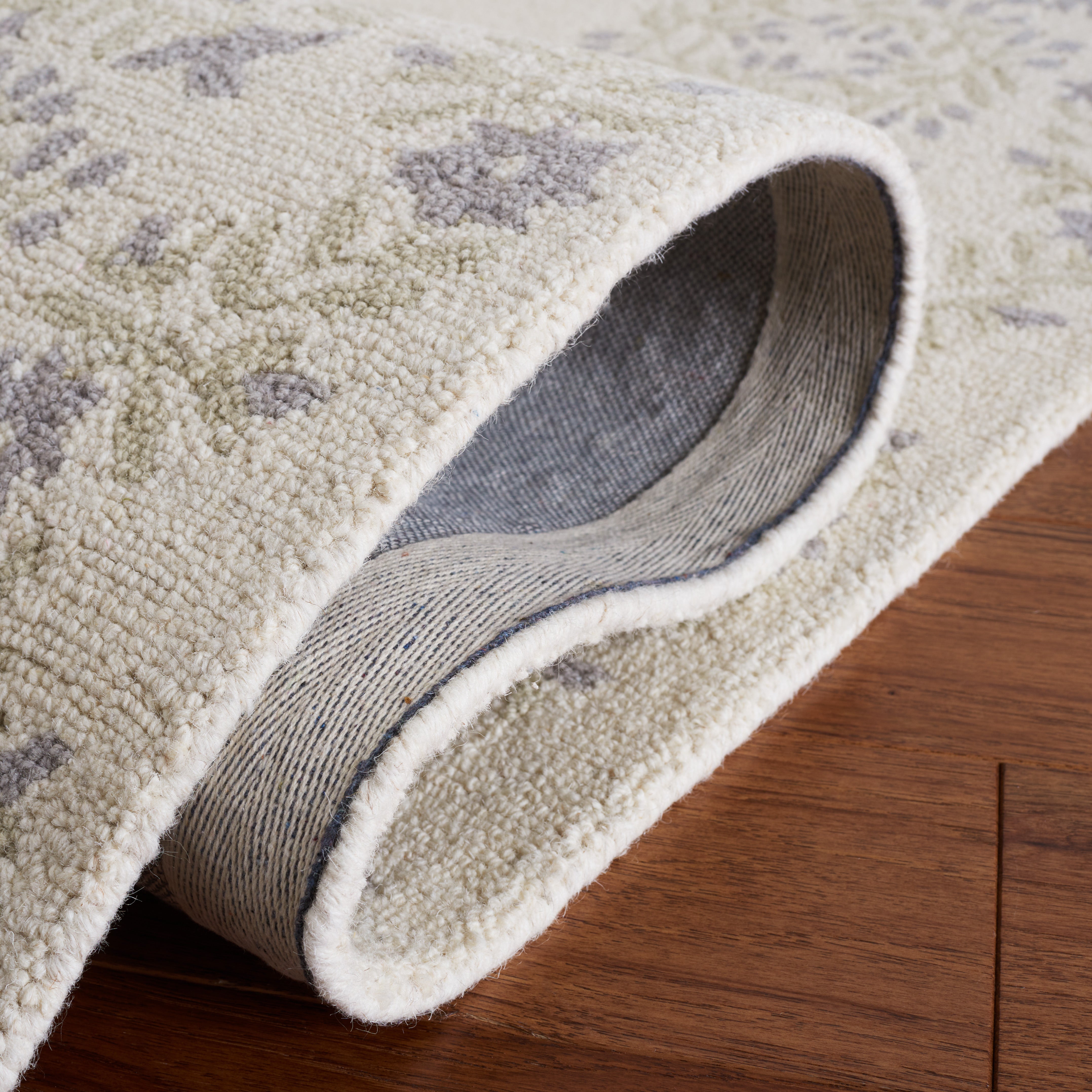 EMPIRE 826 – IVORY / BEIGE