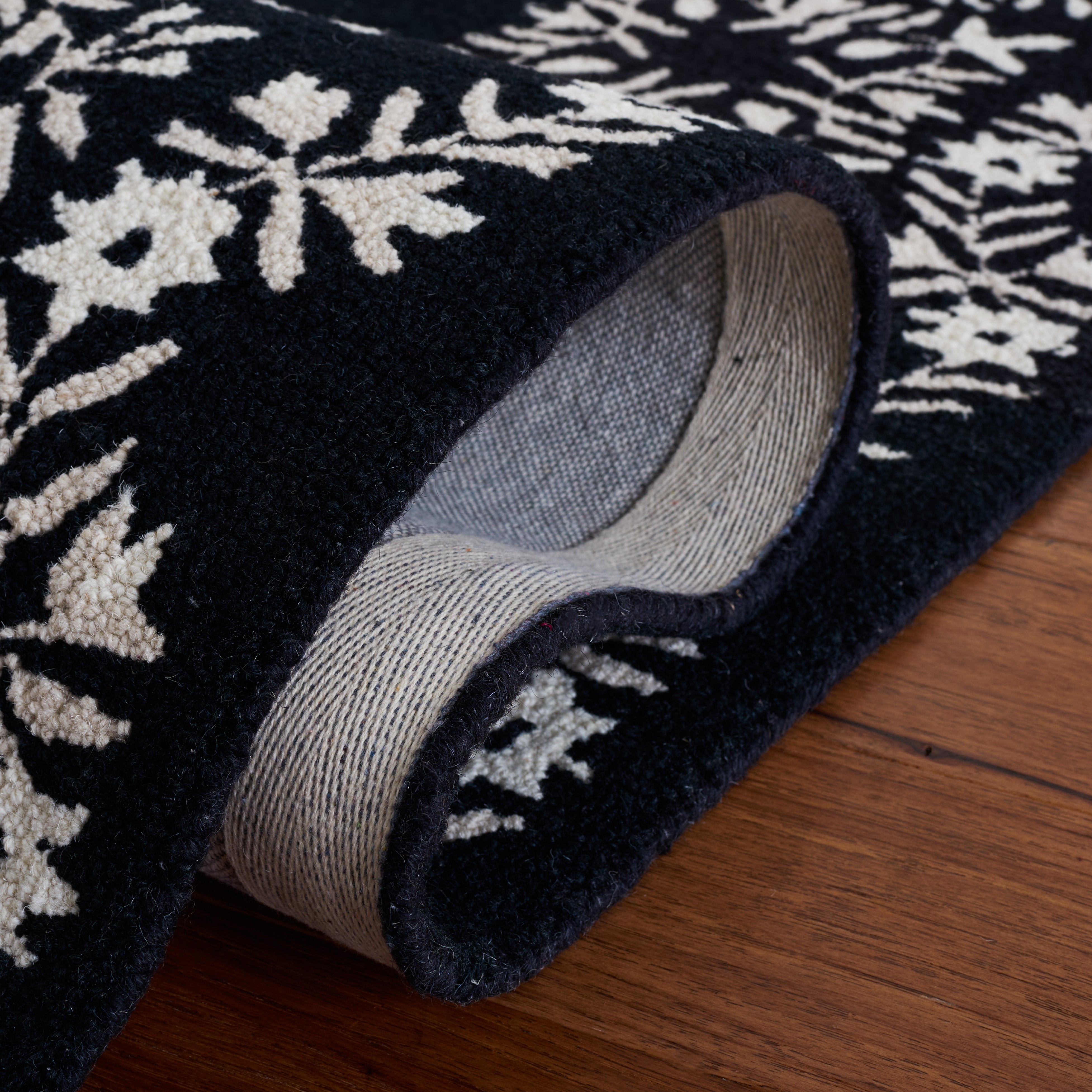 EMPIRE 826 – BLACK / IVORY
