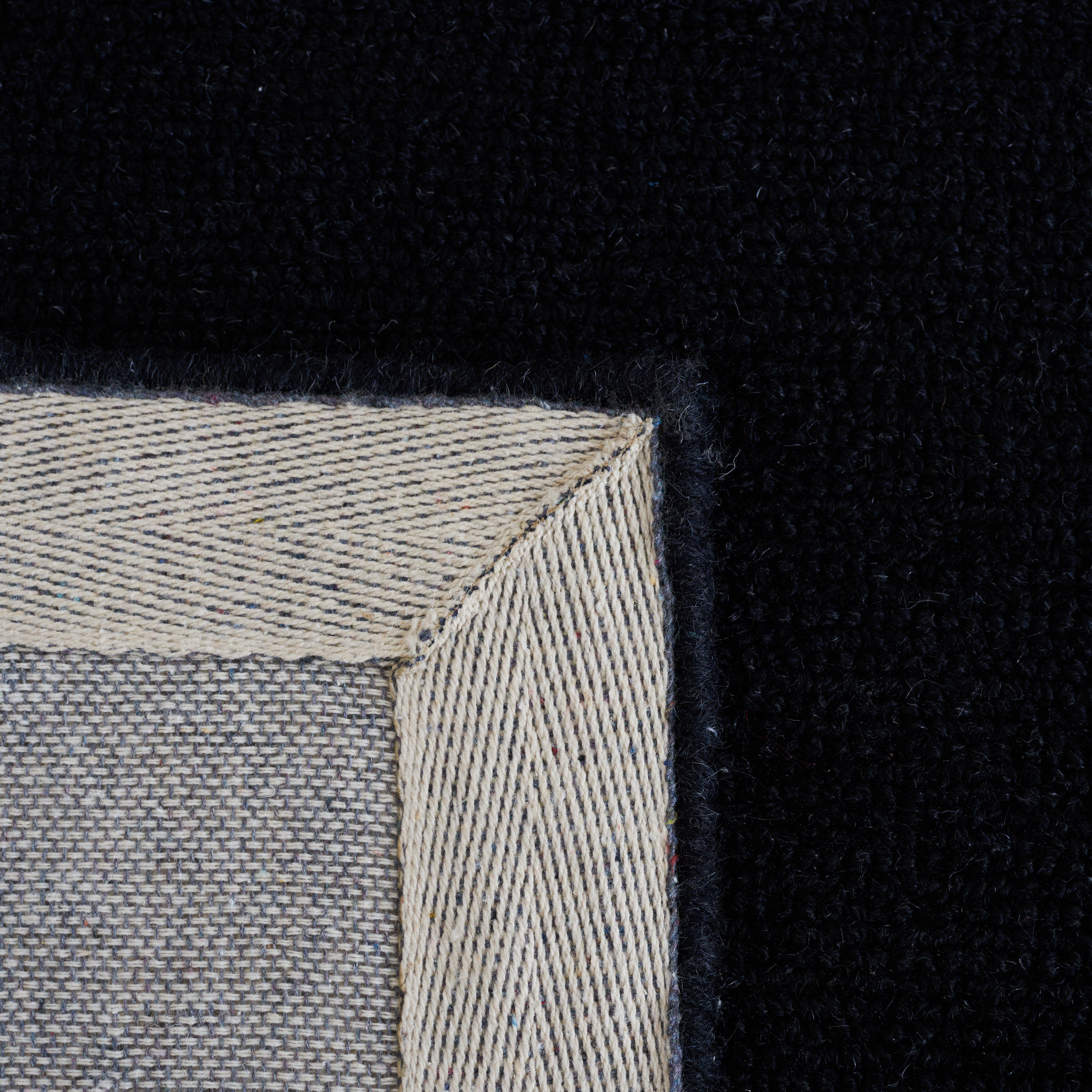 EMPIRE 826 – BLACK / IVORY