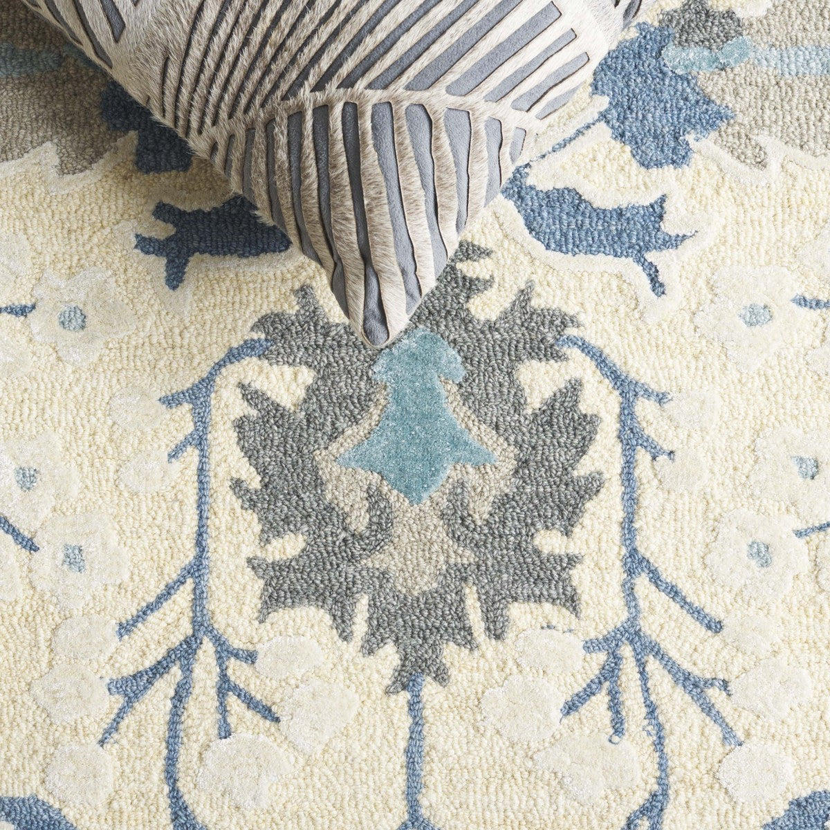 BLUE / BEIGE